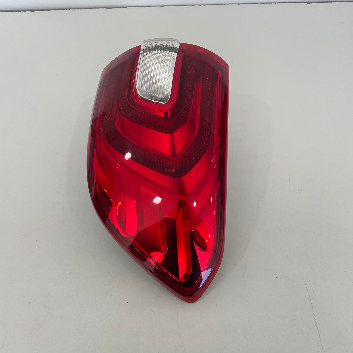 Ford Everest UA Right Tail Light 2015 2016 2017 2018 2019 2020 2021 2022