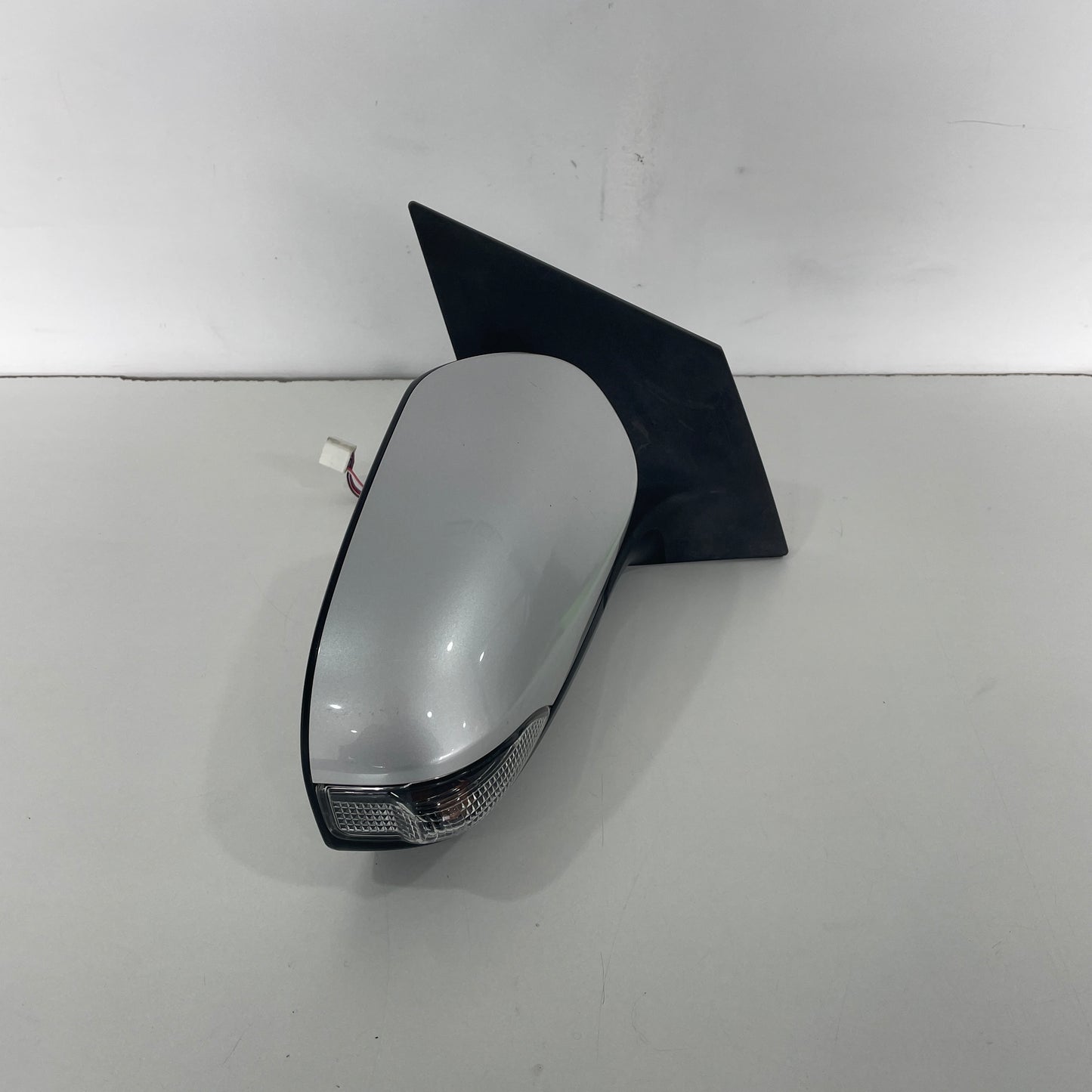 Toyota Corolla Hatchback ZRE182R 2012–2018 Door Mirror Right Hand Side | OEM