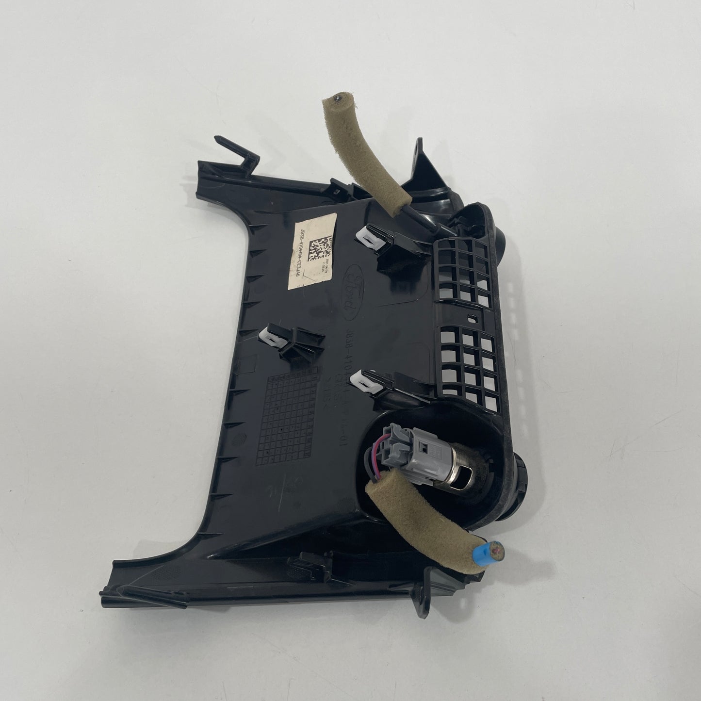 Ford Ranger PX3 USB Power Port & 12V Socket 2018–2022 | OEM JB3B-4104494-CE3JA6
