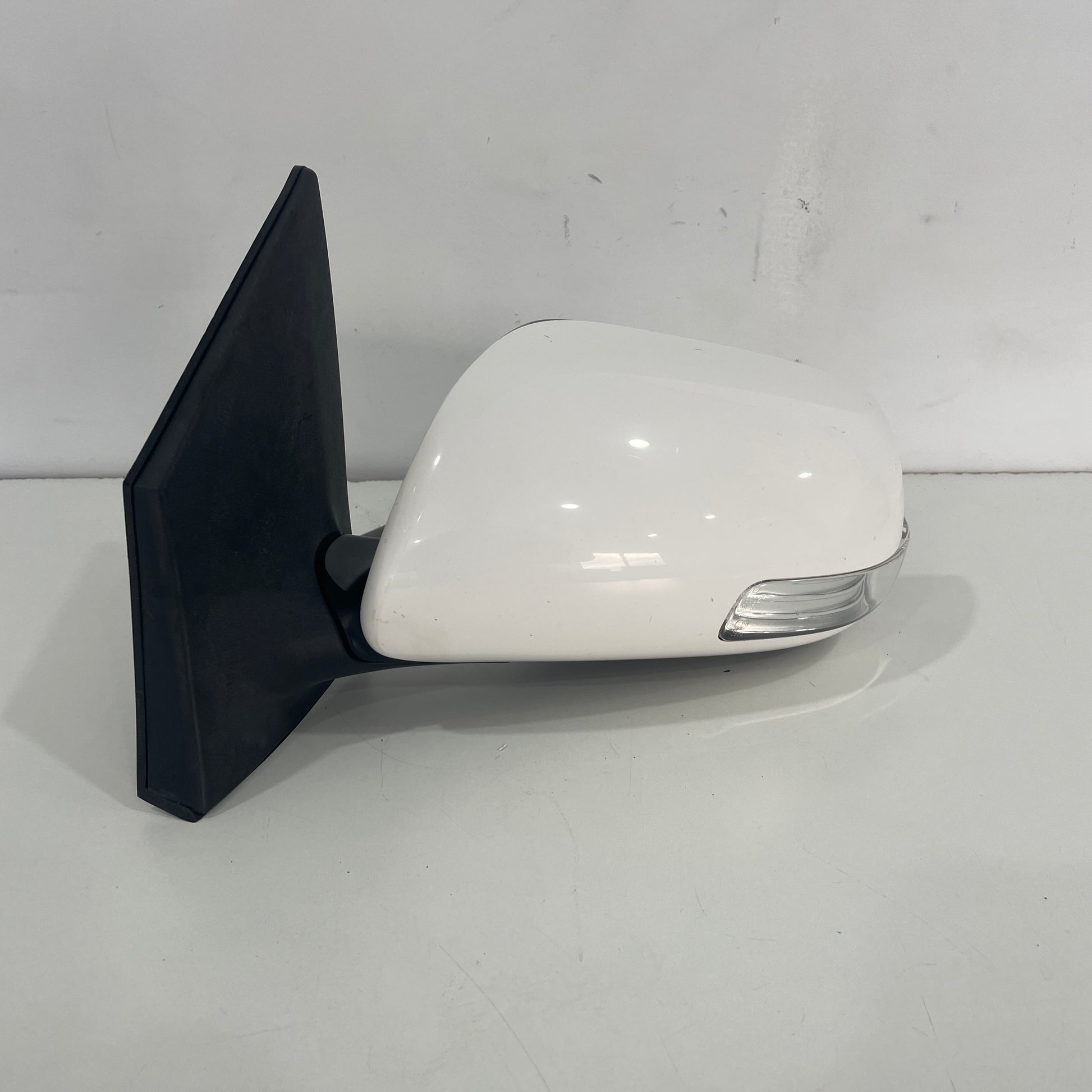 Toyota Corolla Sedan ZRE152R 2010-2013 Door Mirror Left Side LH | OEM