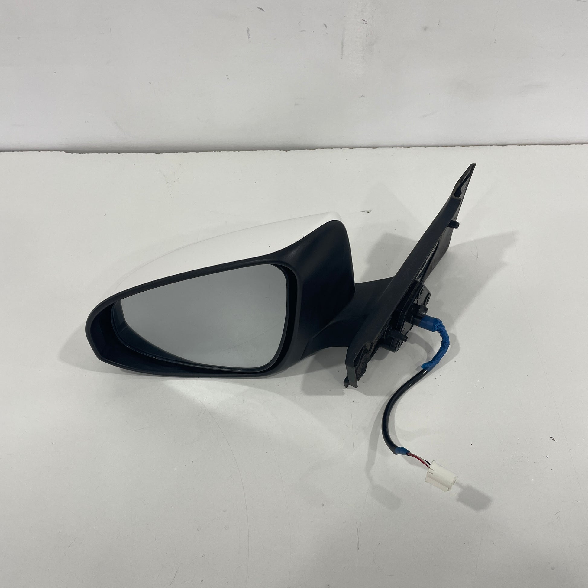 Toyota Yaris Hatchback XP13# 2011–2018 Door Mirror Left LH Electric | OEM