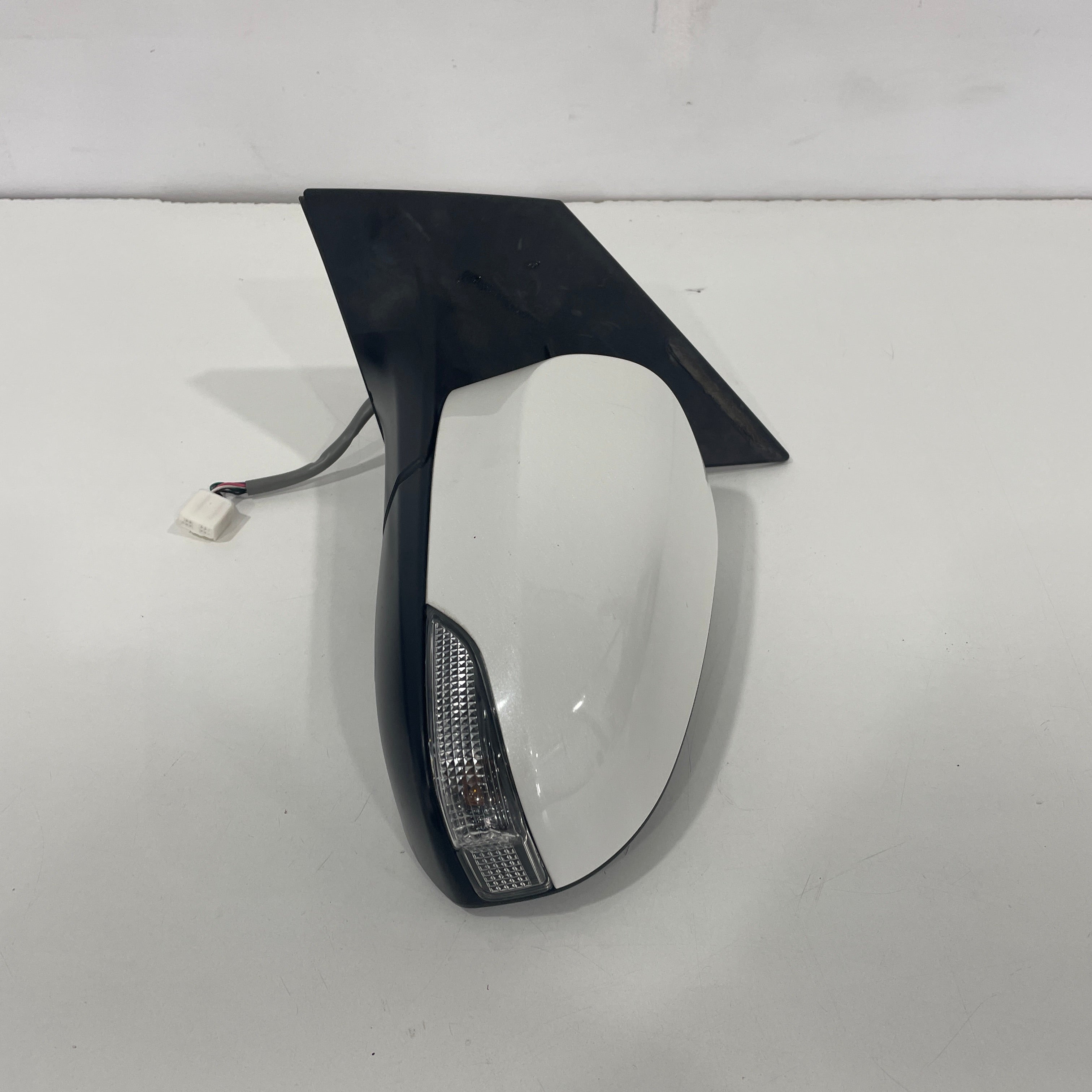 Toyota Corolla ZR Hatchback ZRE182R 2012–2018 Left Hand Side Door Mirror