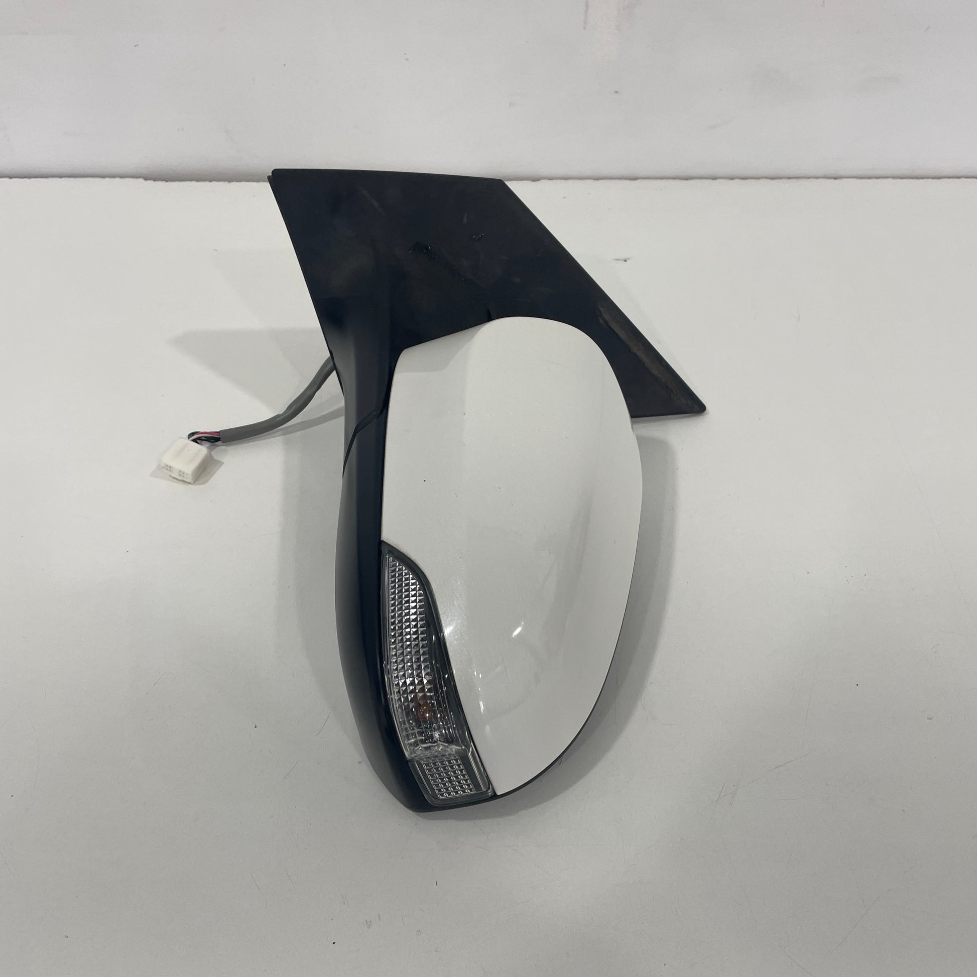 Toyota Corolla ZR Hatchback ZRE182R 2012–2018 Left Hand Side Door Mirror