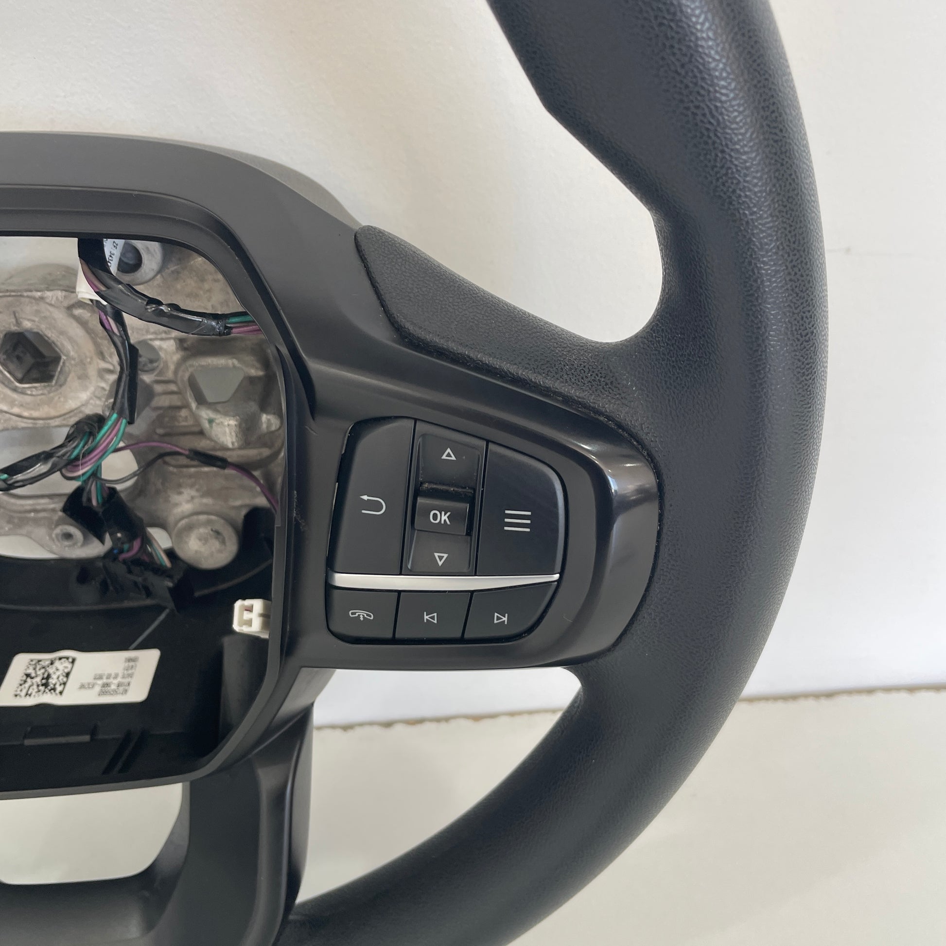 Ford Ranger 2022–2025 Vinyl Steering Wheel N1WB-3600-JE3ZHE | OEM
