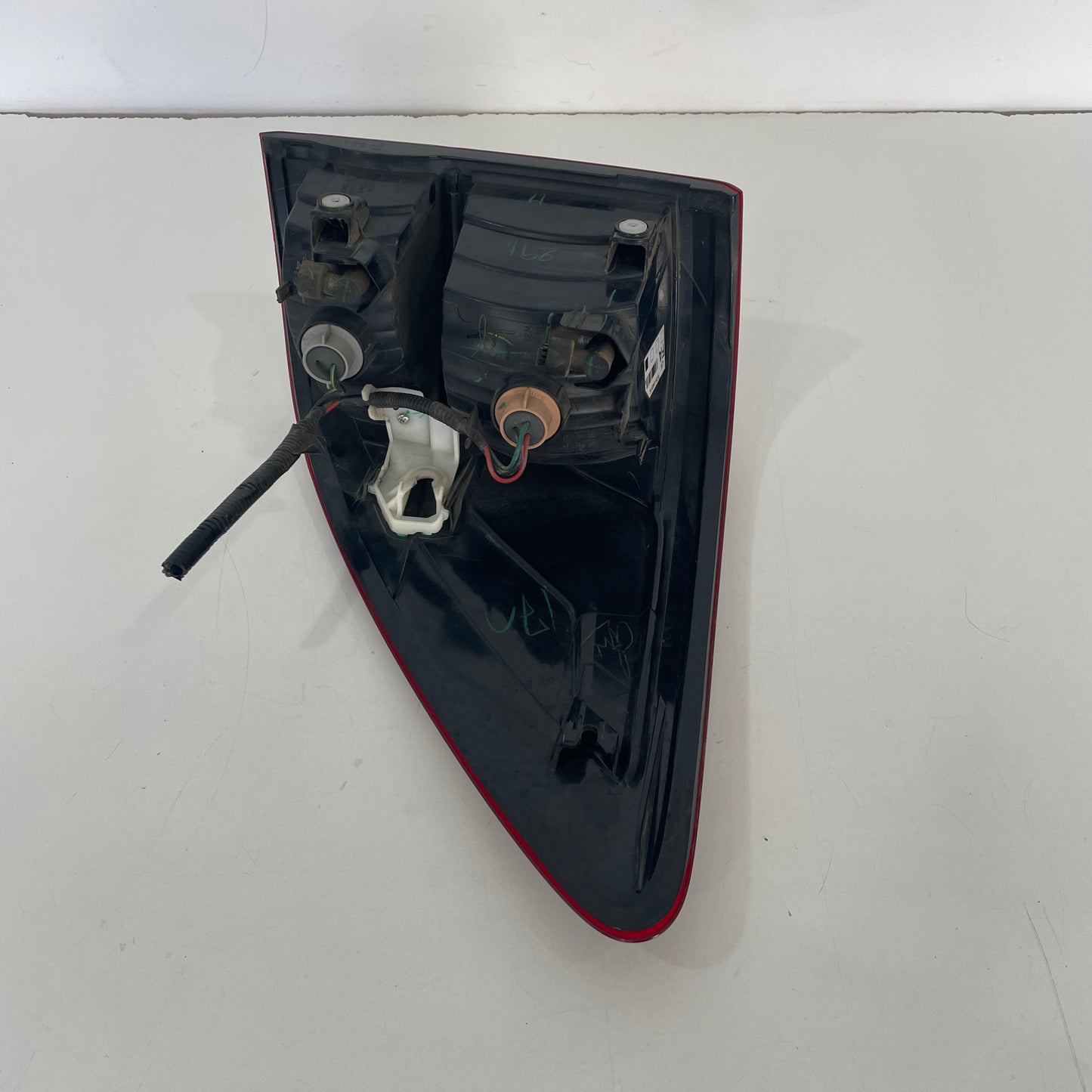 Mazda BT-50 Left Tail Light Assembly FV79-13405-AC UP/UR 2015-2019 Genuine OEM