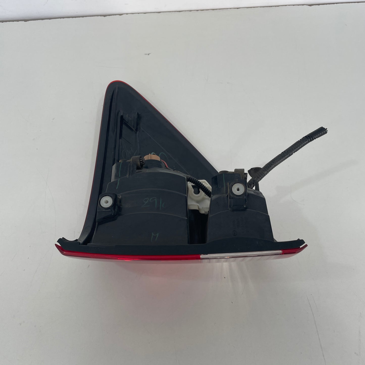 Mazda BT-50 Left Tail Light Assembly FV79-13405-AC UP/UR 2015-2019 Genuine OEM