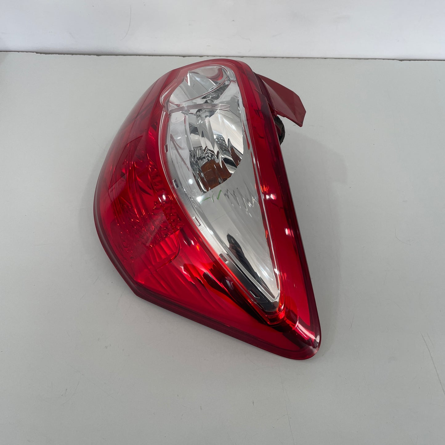 Toyota Corolla Hatchback ZRE152R Right Hand Side Tail Light 2009-2012