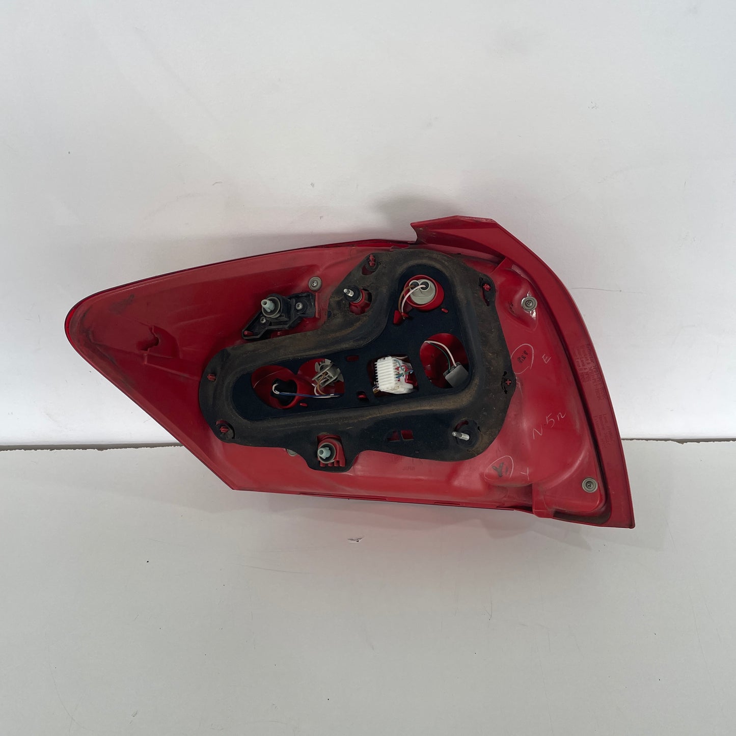 Toyota Corolla Hatchback ZRE152R Right Hand Side Tail Light 2009-2012