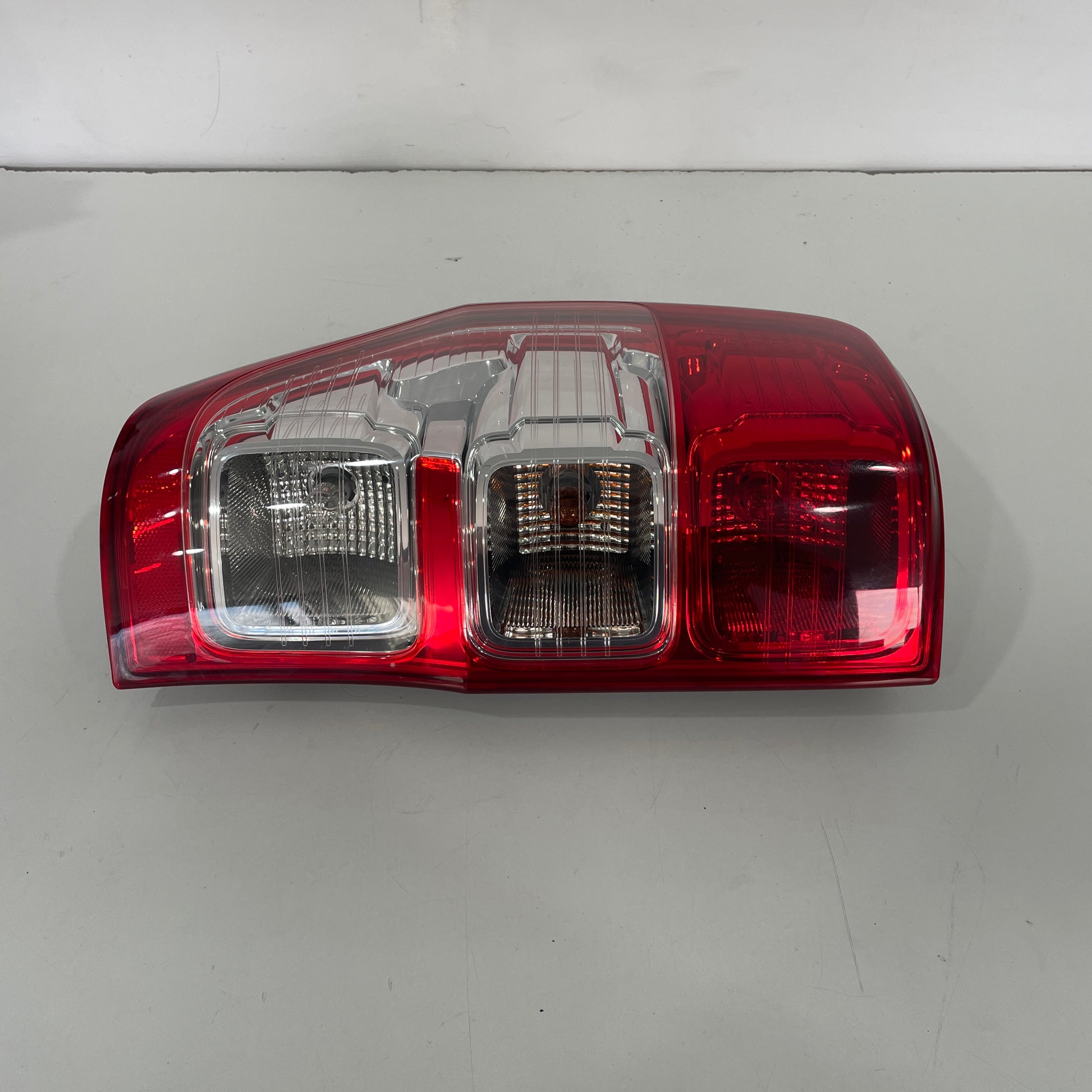 Ford Ranger PX1/PX2/PX3 Tail Light Left Side DA39-13405-AB OEM 2011-2022