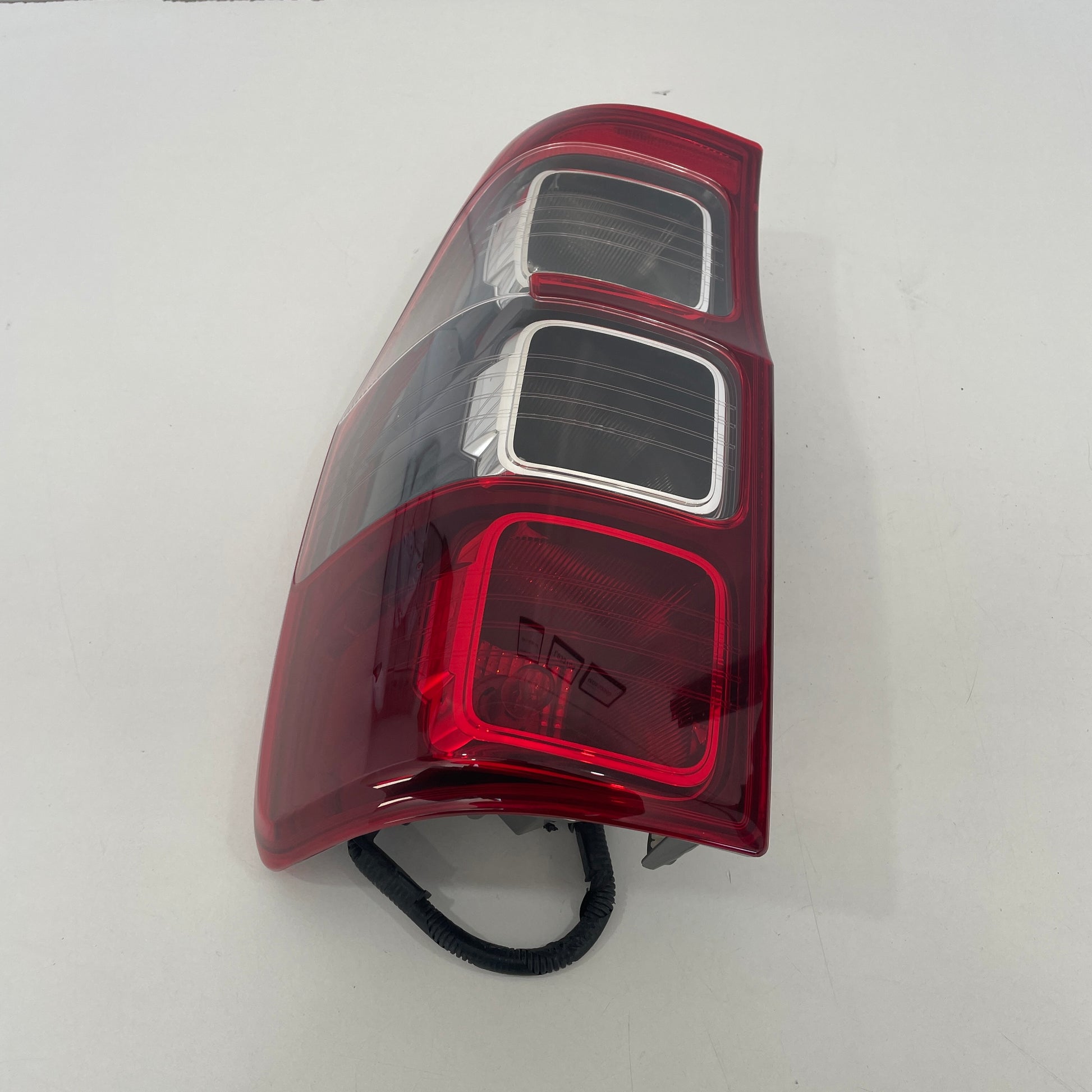 Ford Ranger PX2 PX3 Wildtrak Right Side Tail Light JB3B-13404-GA OEM