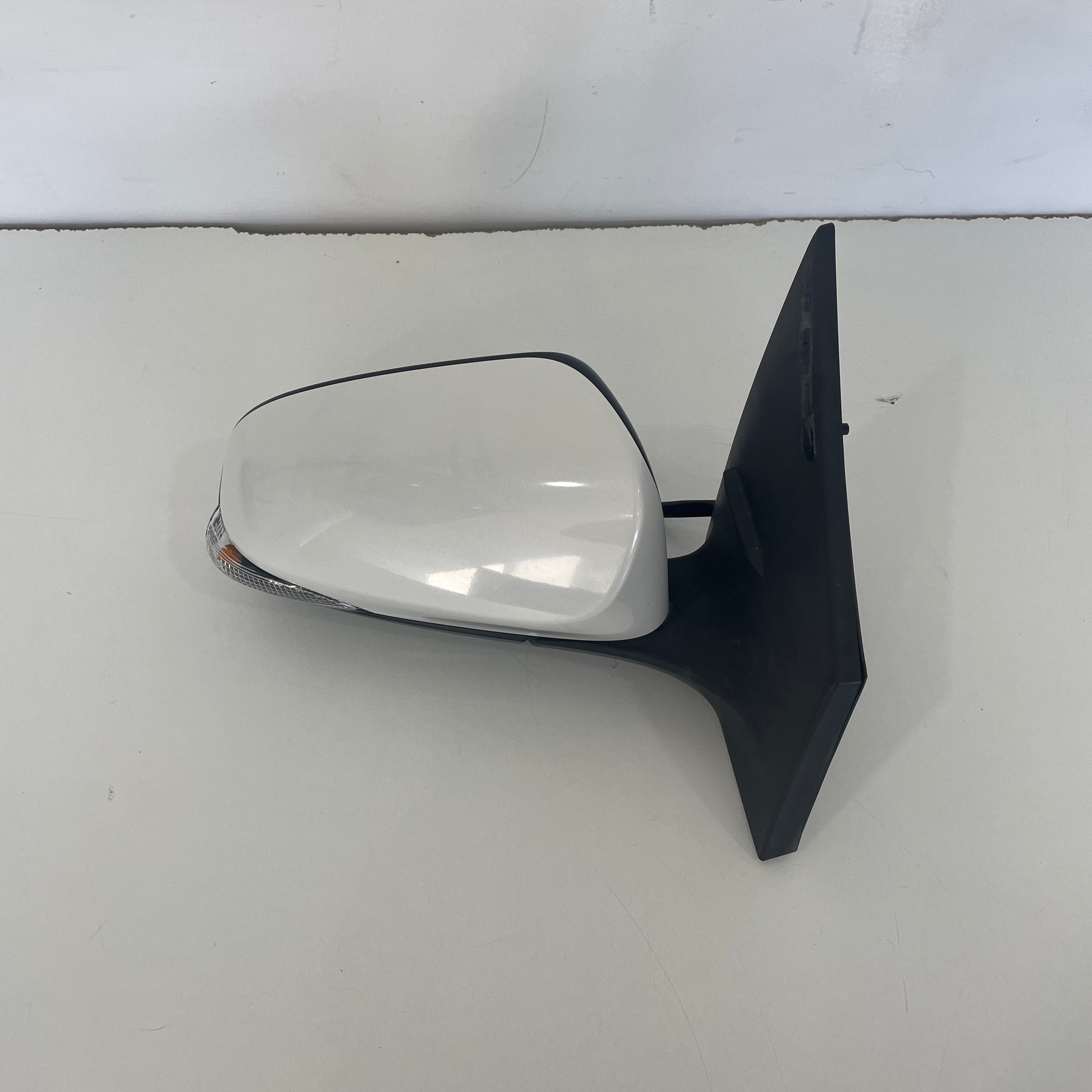 Toyota Corolla ZR Hatchback ZRE182R 2012–2018 Right Hand Side Door Mirror