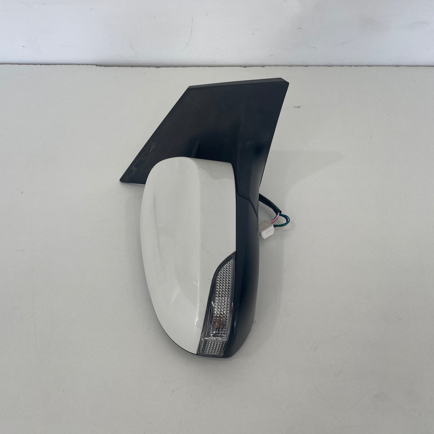 Toyota Corolla ZR Hatchback ZRE182R 2012–2018 Right Hand Side Door Mirror