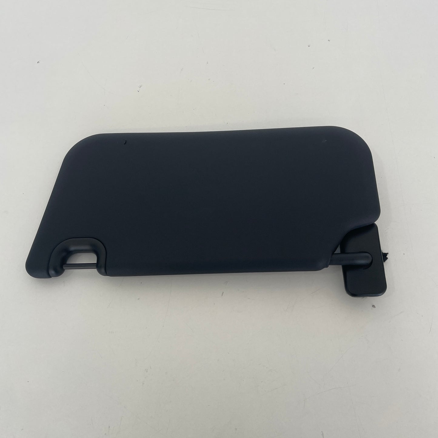 Ford Everest 2022–2025 RH Sun Visor w/ Mirror Light FB3B-2A104-100 OEM Platinum