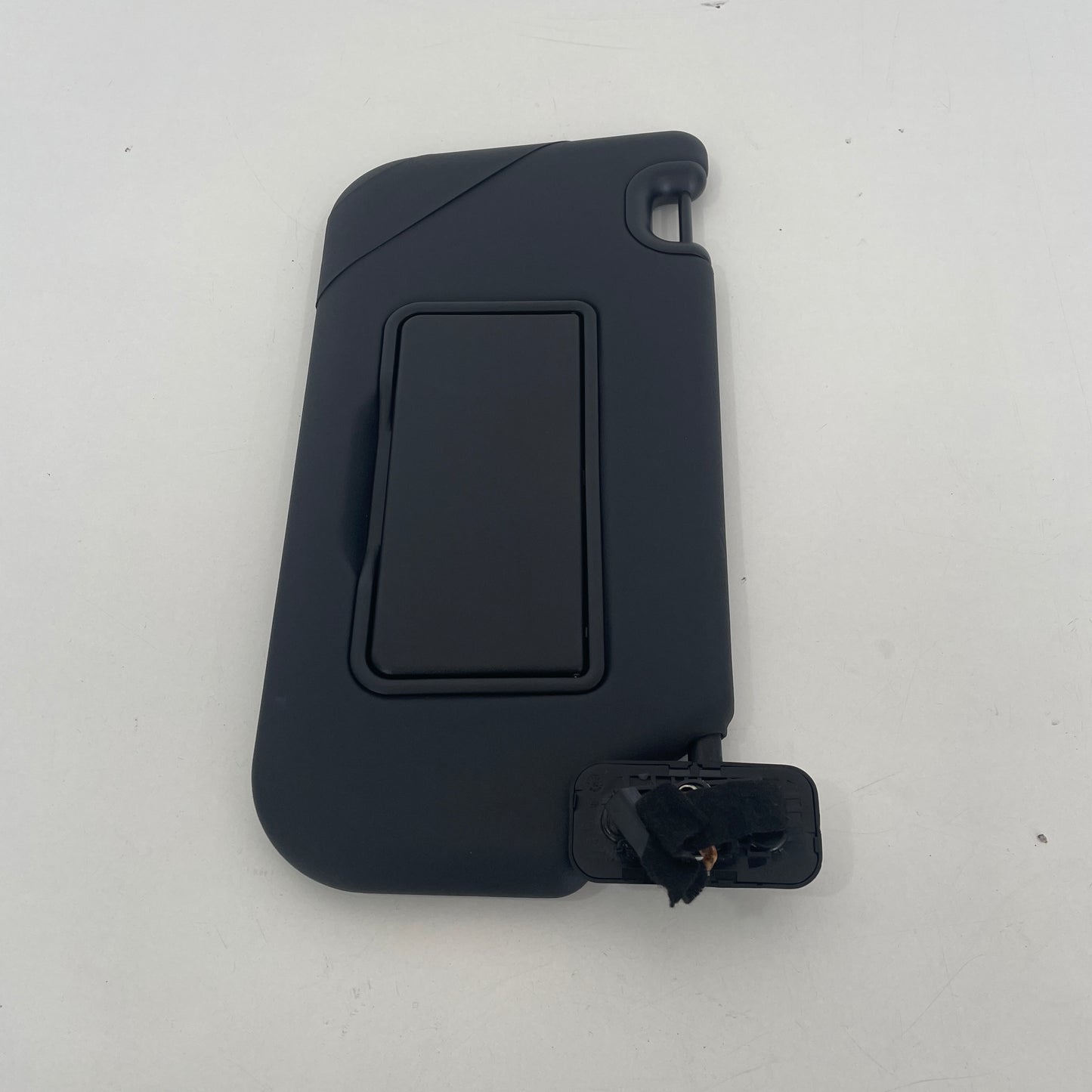 Ford Everest 2022–2025 RH Sun Visor w/ Mirror Light FB3B-2A104-100 OEM Platinum