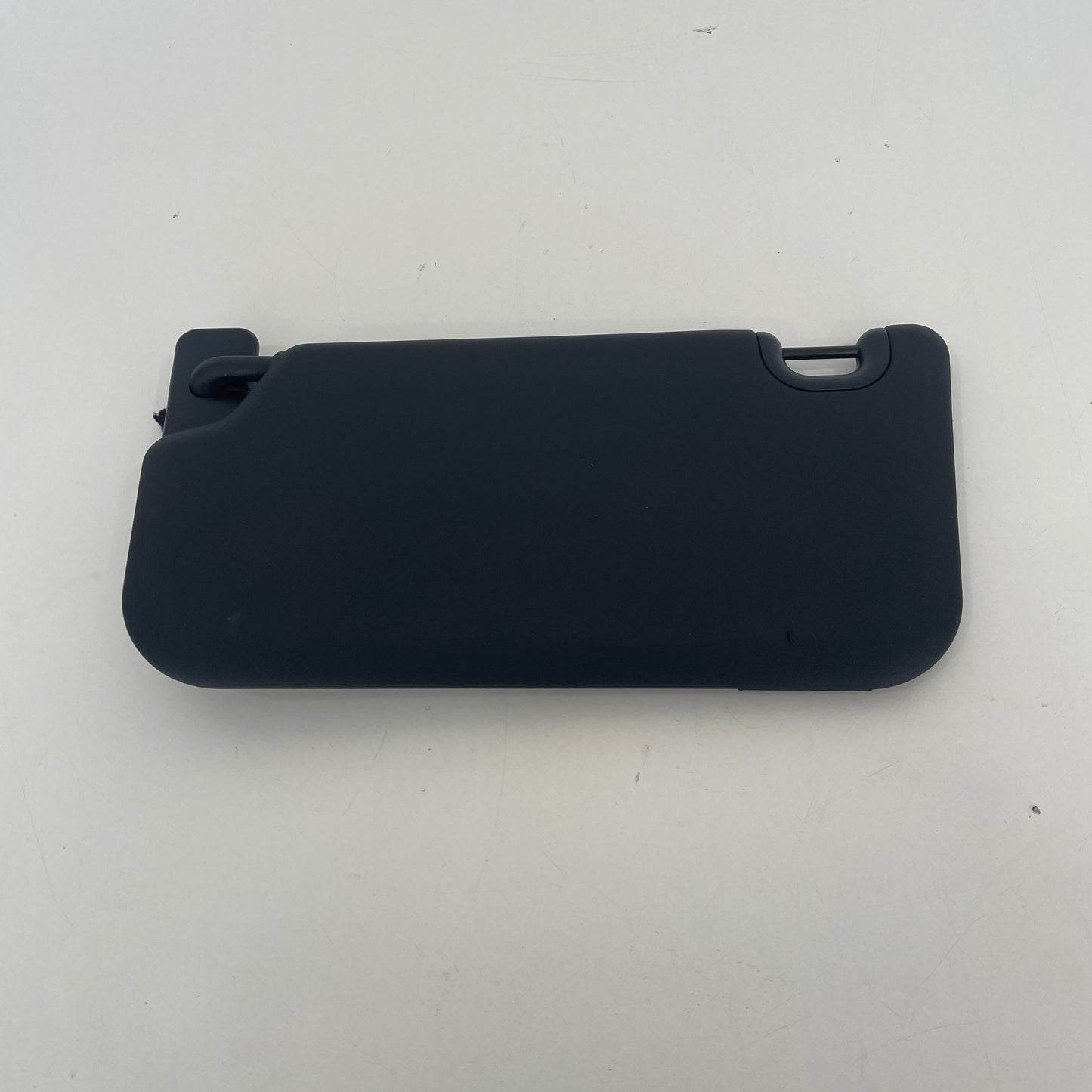Ford Everest 2022–2025 RH Sun Visor w/ Mirror Light FB3B-2A104-100 OEM Platinum