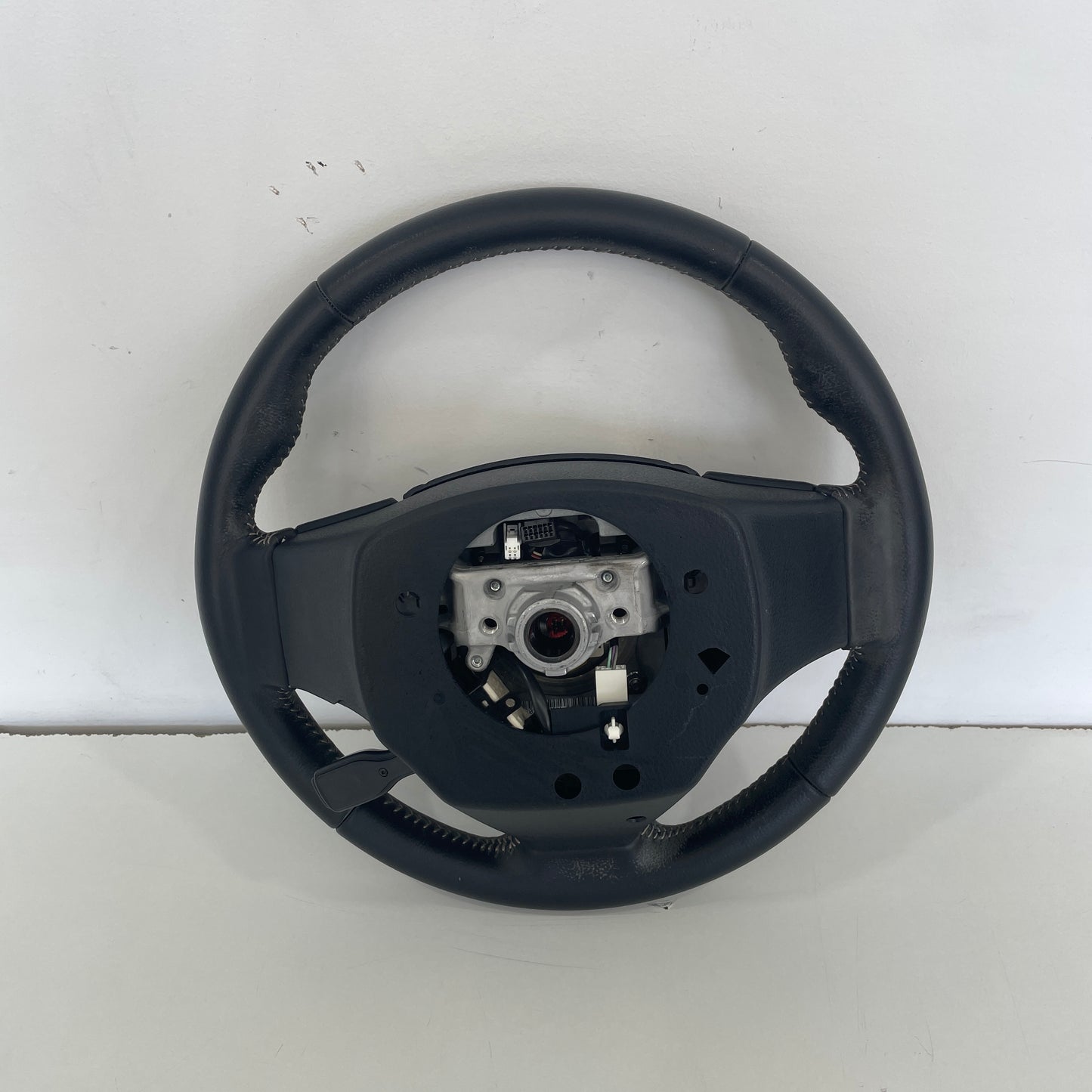 Toyota Corolla Hatchback ZRE182R 2015-2018 Steering Wheel Leather | OEM