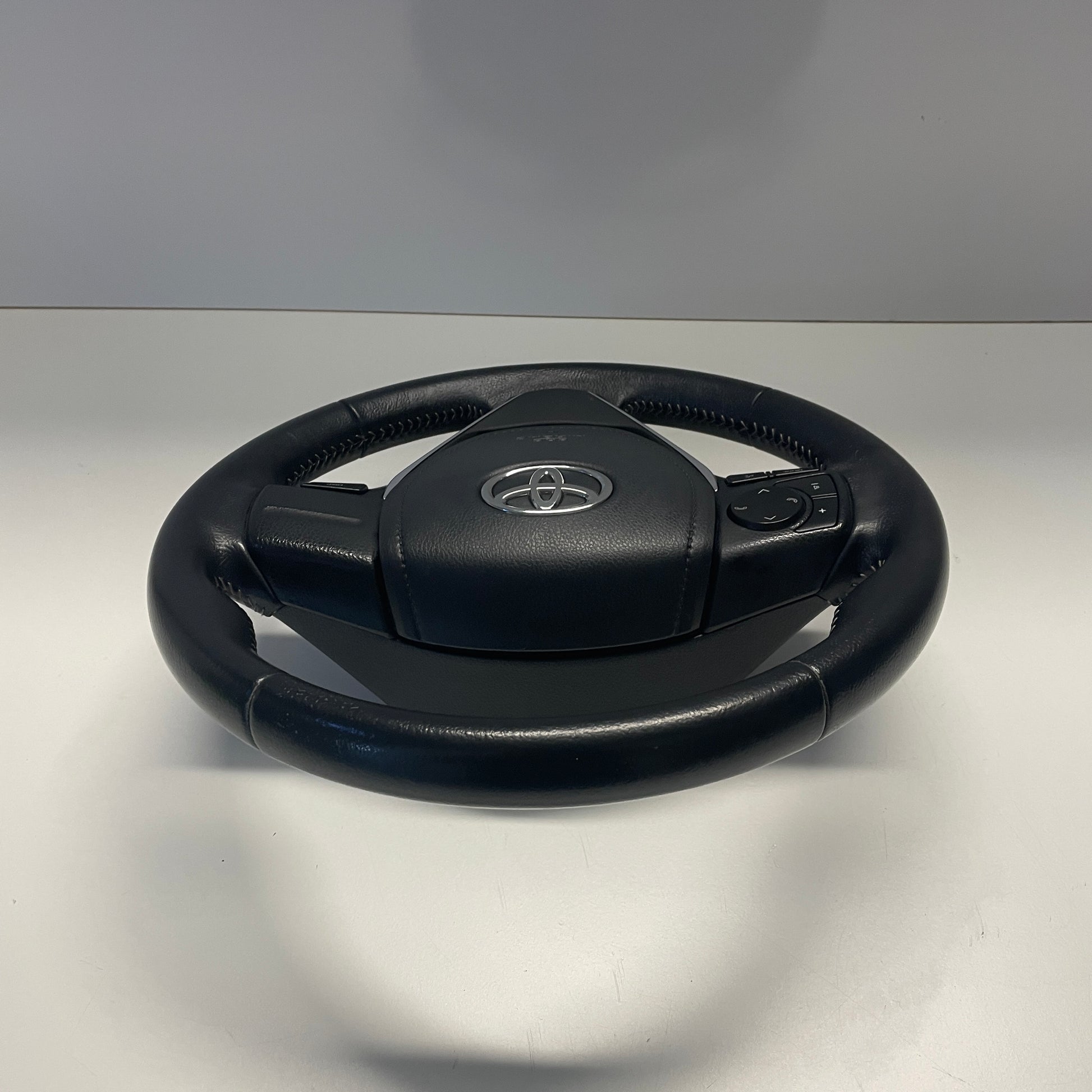 Toyota Corolla Hatchback ZRE182R 2015-2018 Steering Wheel Leather | OEM