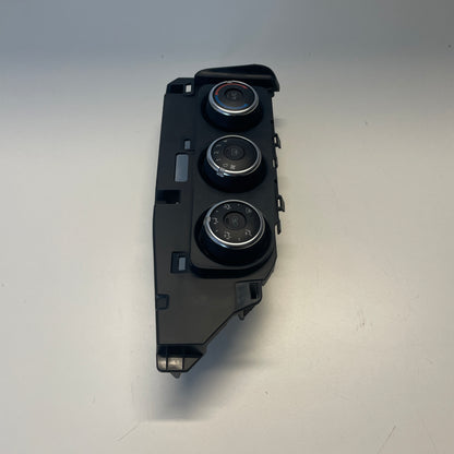 Toyota Corolla Hatchback ZRE182R 2015-2018 A/C Heater Control Panel | OEM