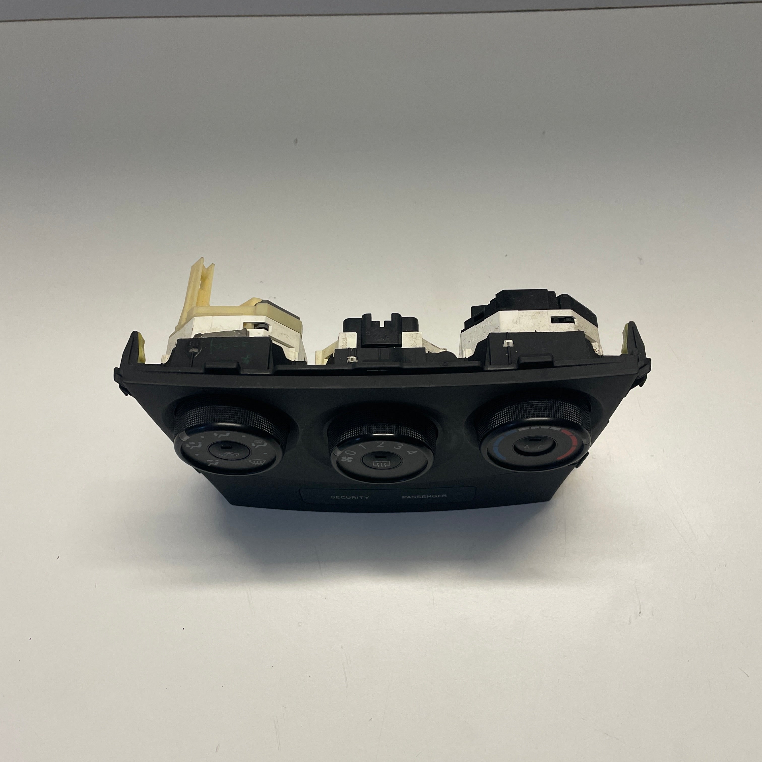 Toyota Corolla Sedan ZRE152R 2007-2012 A/C Heater Control Panel | OEM