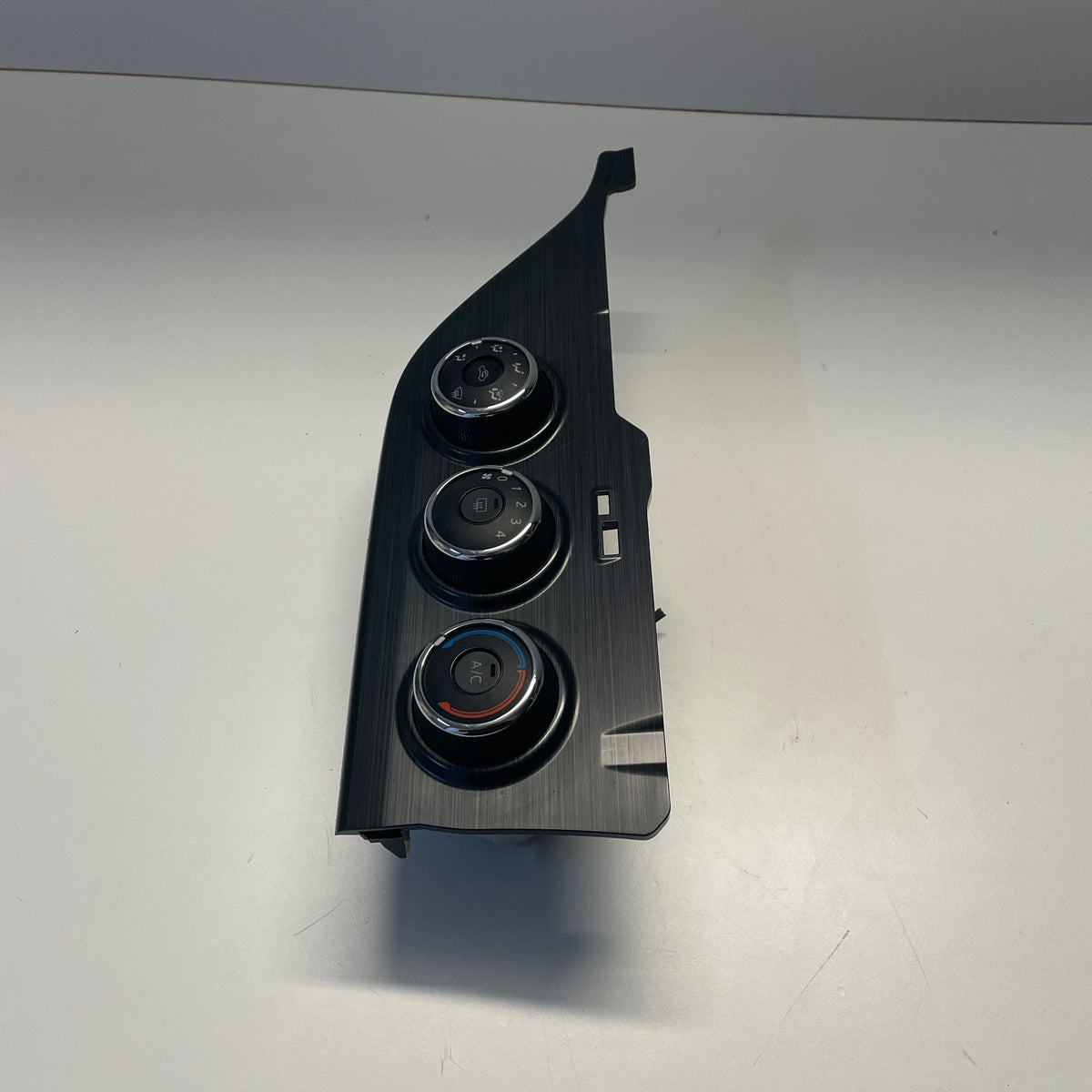 Toyota Corolla Hatchback ZRE182R 2012-2015 A/C Heater Control Panel | OEM