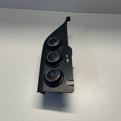 Toyota Corolla Hatchback ZRE182R 2012-2015 A/C Heater Control Panel | OEM