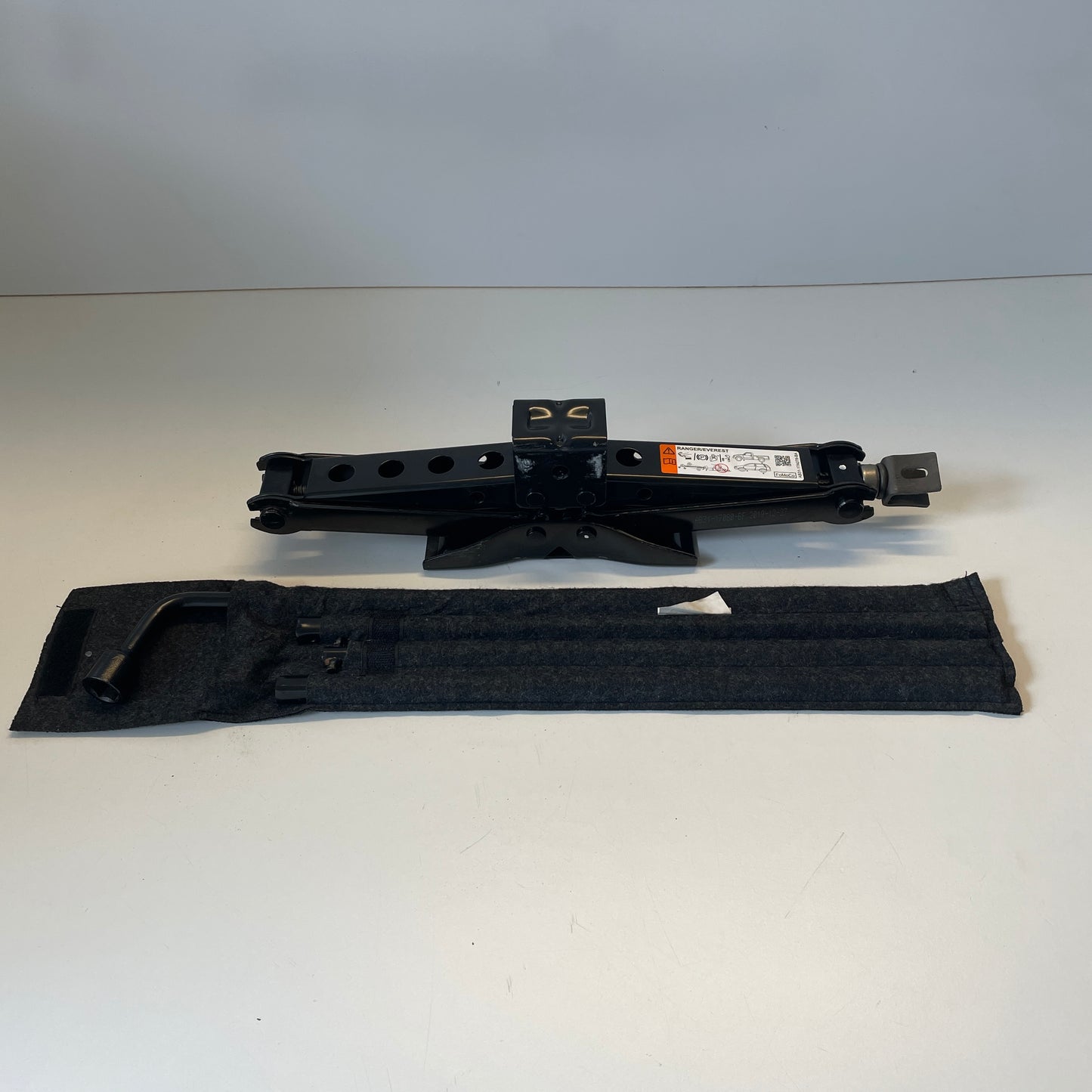 Ford Ranger Jack Set 2011 2012 2013 2014 2015 2016 2017 2018 2019 2020 2021 2022