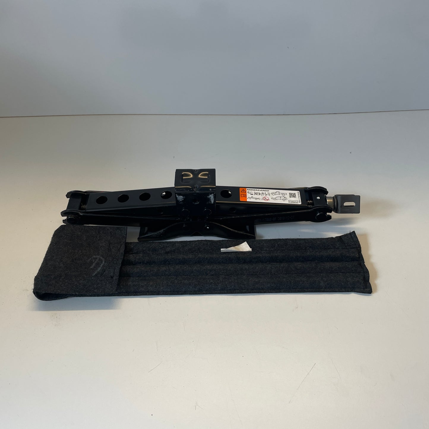 Ford Ranger Jack Set 2011 2012 2013 2014 2015 2016 2017 2018 2019 2020 2021 2022