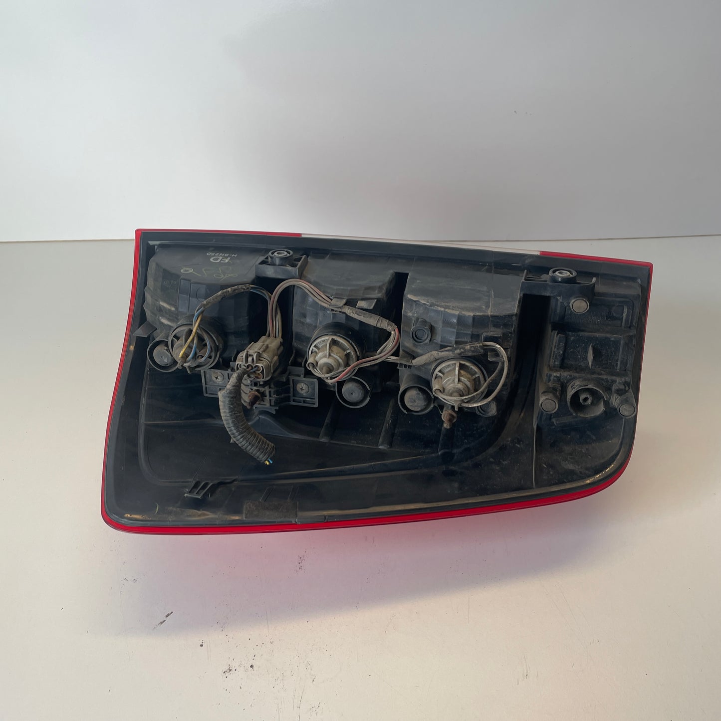 Nissan Navara D23 NP300 2015–2020 Tail Light Right Hand Side| OEM