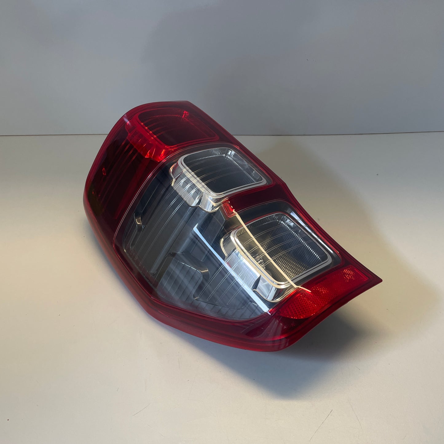 Ford Ranger PX1 PX2 PX3 Tail Light Left Hand Side Wildtrak 2011–2022