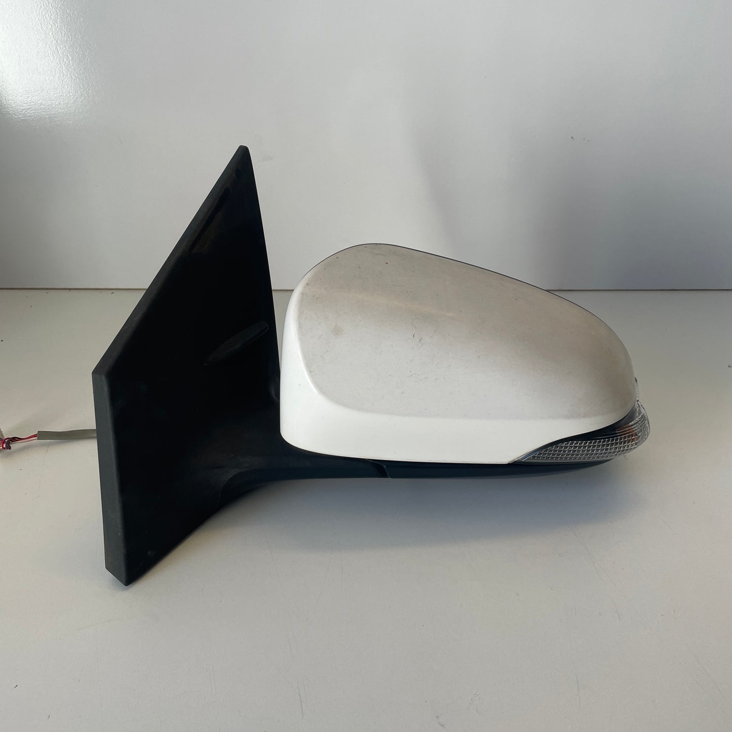 Toyota Corolla Hatchback ZRE182R 2012–2018 Door Mirror Left Hand Side