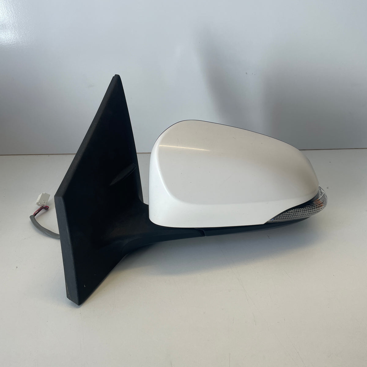 Toyota Corolla Hatchback ZRE182R 2012–2018 Door Mirror Left Hand Side