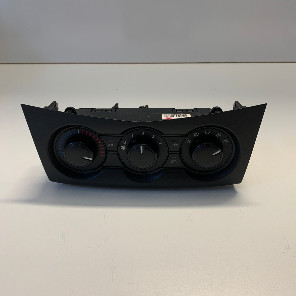 Mazda BT-50 UP UR Manual A/C Climate Control 2011-2020 | AV79-19A522-BE