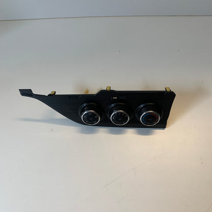 Toyota Corolla ZRE182R Hatch A/C Heater Control Panel 2012-2015 | 55406-12610