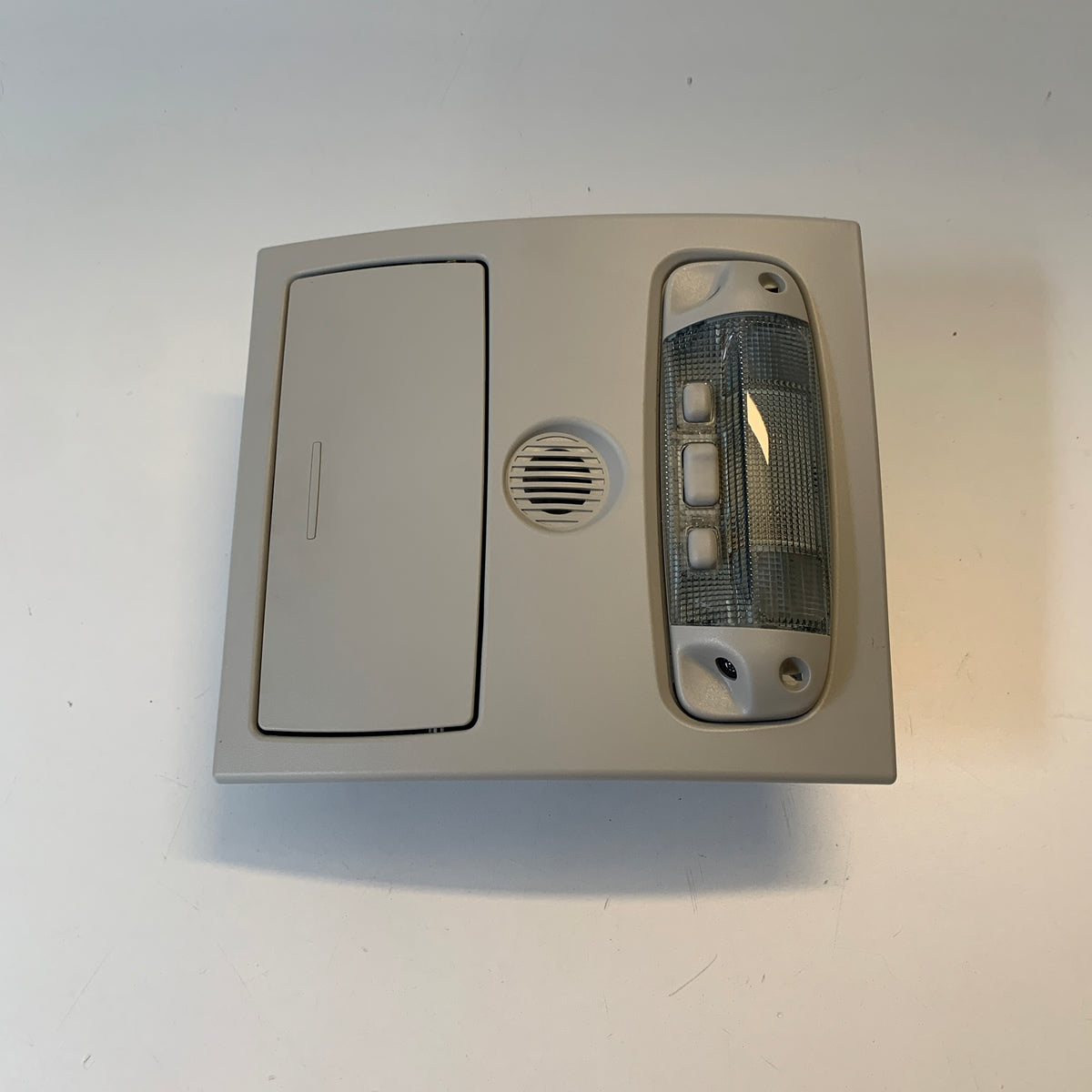 Ford Ranger PX1 PX2 PX3 2011–2022 Overhead Console Light AB39-R045B54-B | OEM
