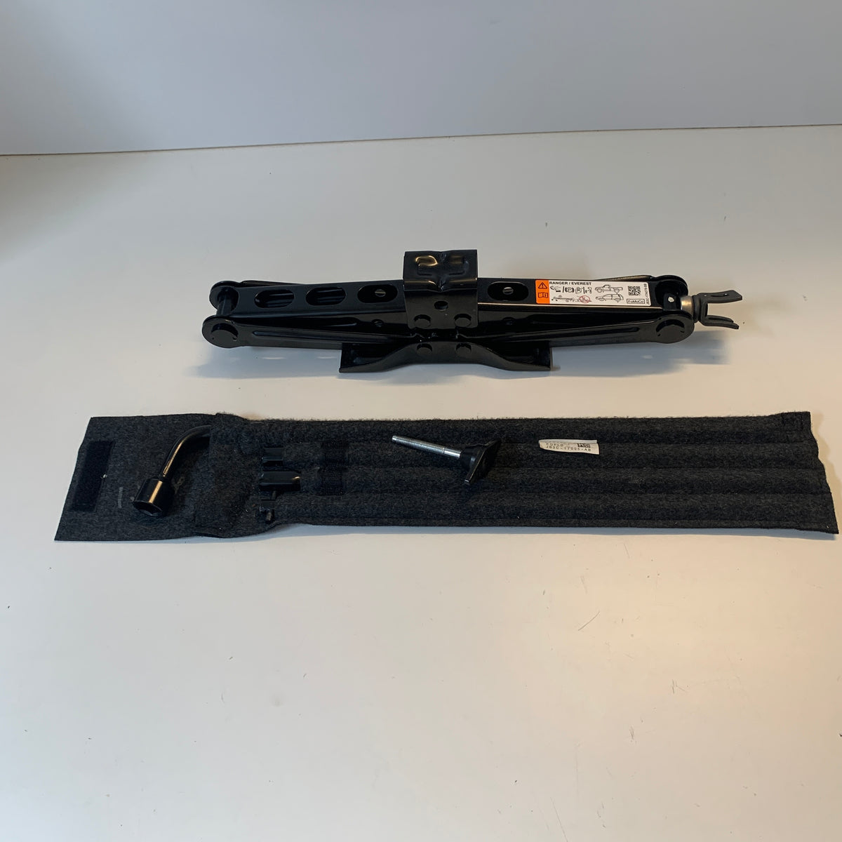 Ford Ranger/Everest Scissor Jack Assembly PX2 PX3 (2015–2022) JB3C-17A078-BB
