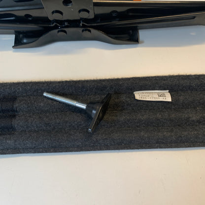 Ford Ranger/Everest Scissor Jack Assembly PX2 PX3 (2015–2022) JB3C-17A078-BB