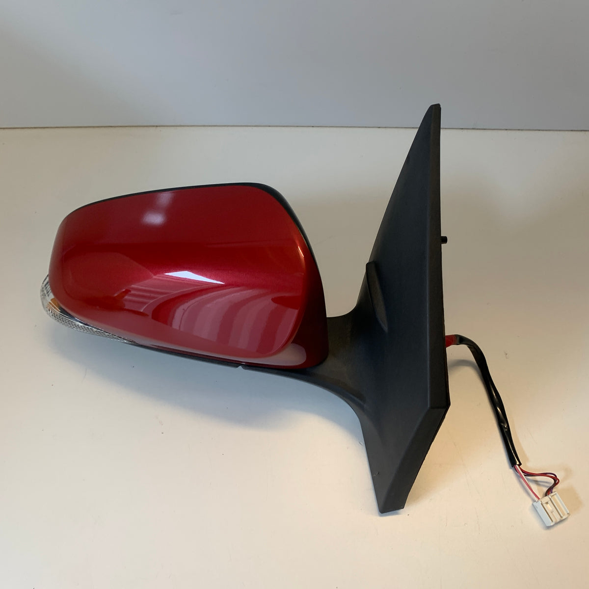 Toyota Corolla ZRE182R Hatchback Door Mirror Right RH 2012-2018 | OEM