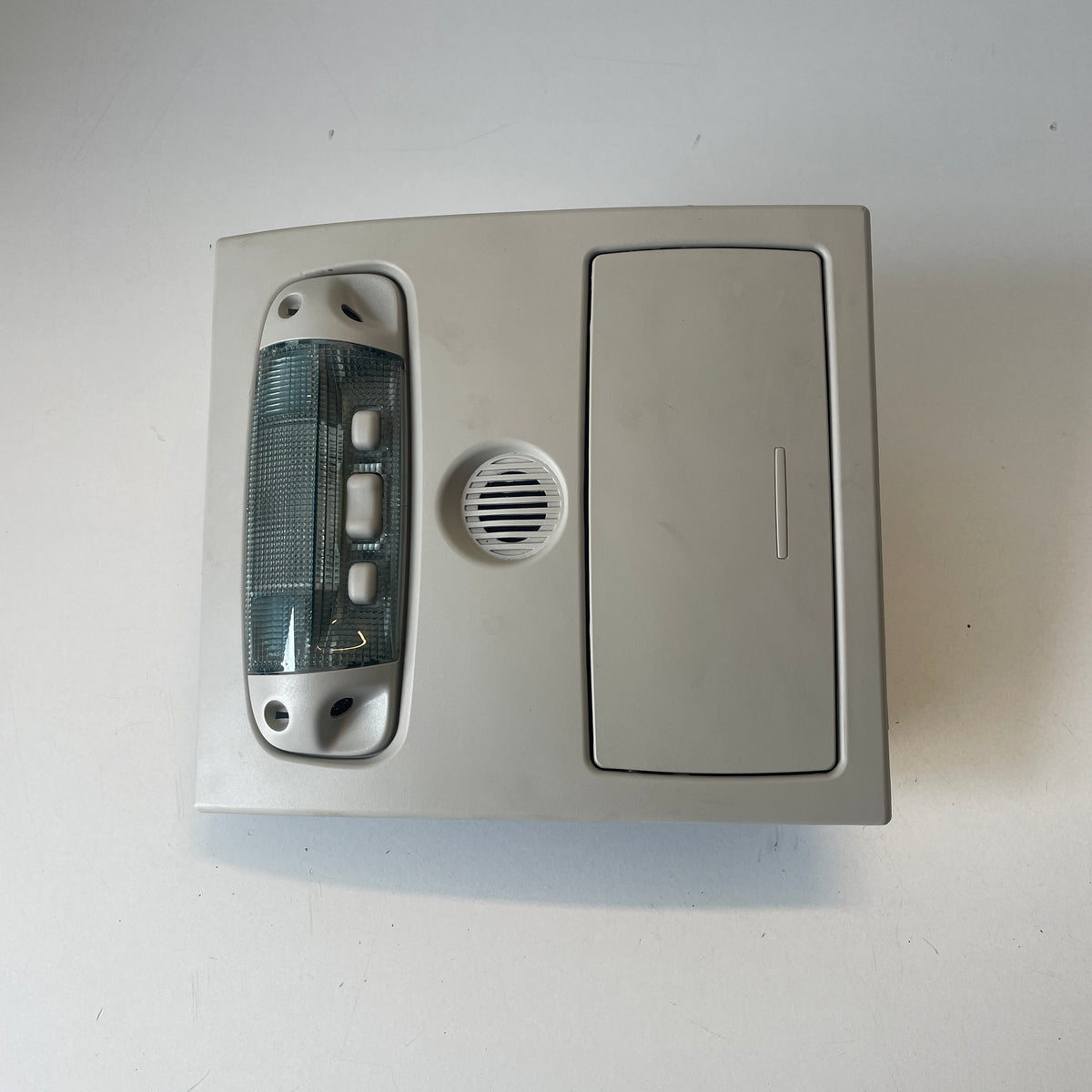 Ford Ranger Overhead Console PX2 PX3 Dome Light with Sunglass Holder 2015-2022