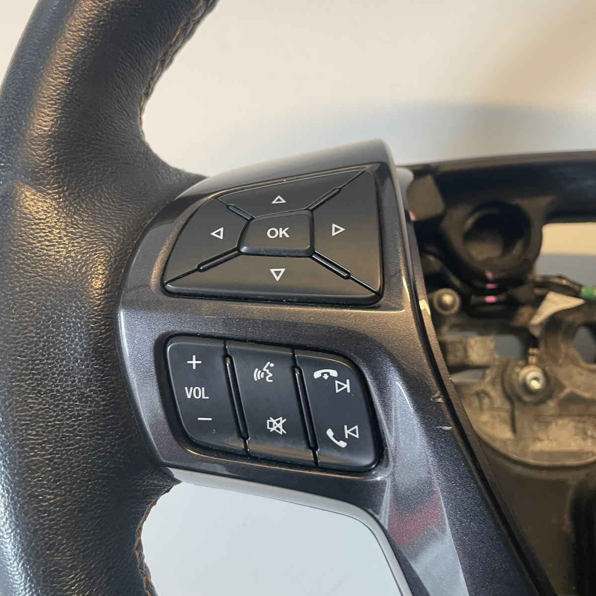 Ford Ranger PX2 PX3 Wildtrak Steering Wheel 2015–2022 | OEM Leather