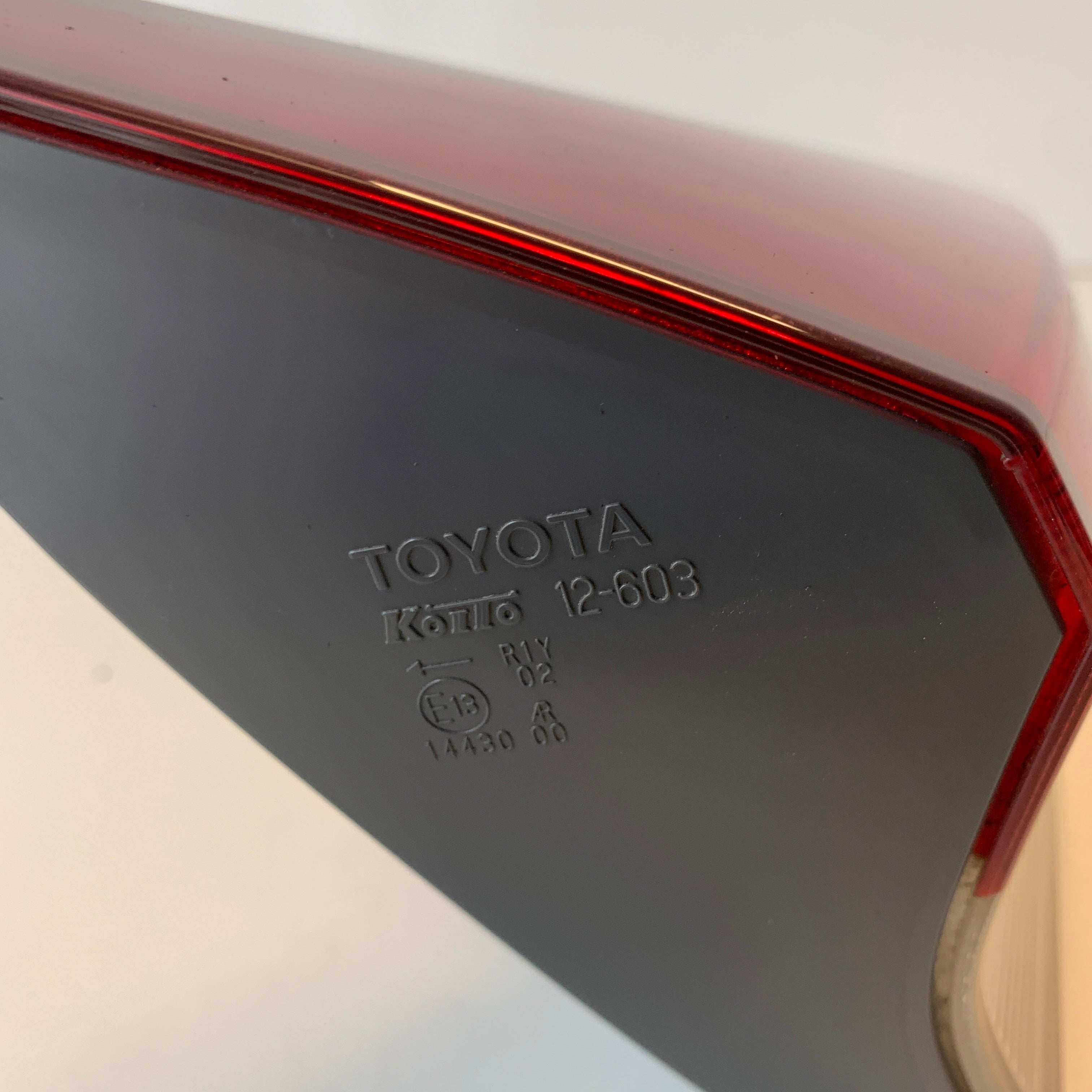 Toyota Corolla ZRE182R Hatch Tailgate Light Left LH 2015-2018 | OEM