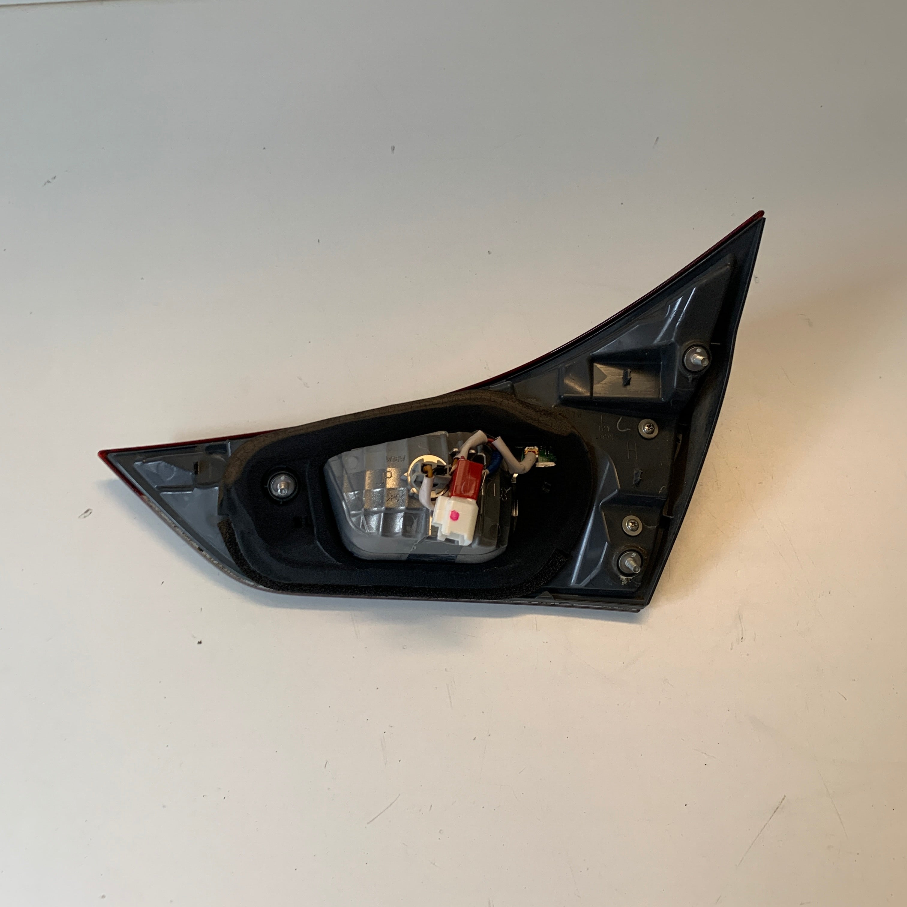 Toyota Corolla ZRE182R Hatch Tailgate Light Left LH 2015-2018 | OEM