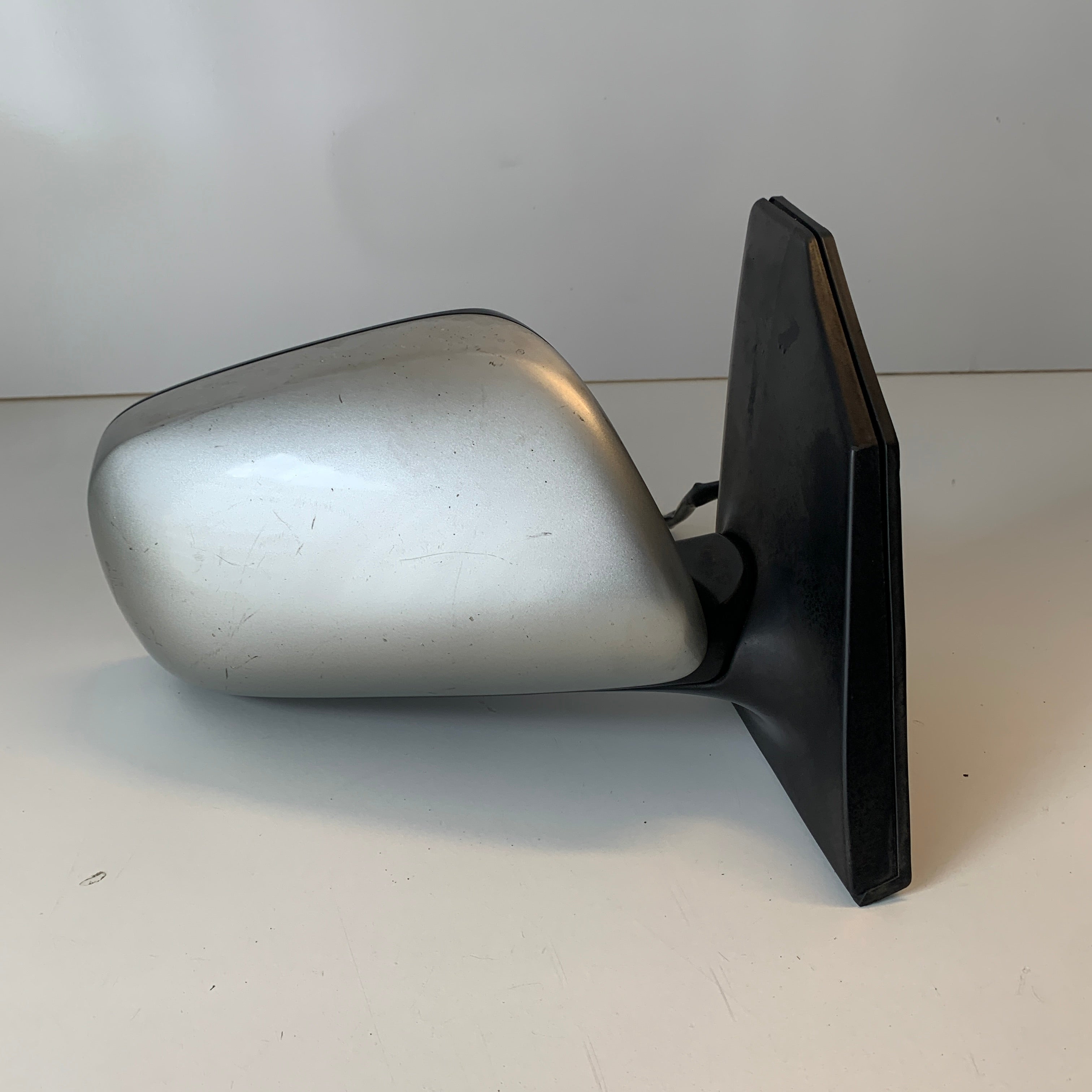 Toyota Corolla ZZE122R Door Mirror Right RH 2004-2007 | Silver OEM
