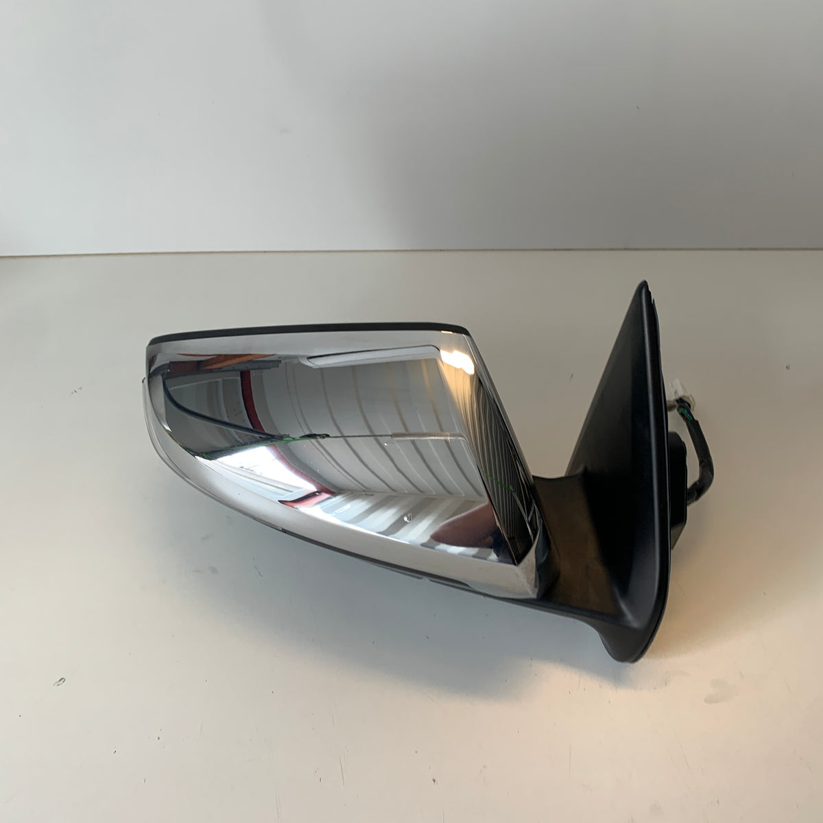 Isuzu D-MAX RG Door Mirror Right RH 2020-2023 | Chrome Blind Spot
