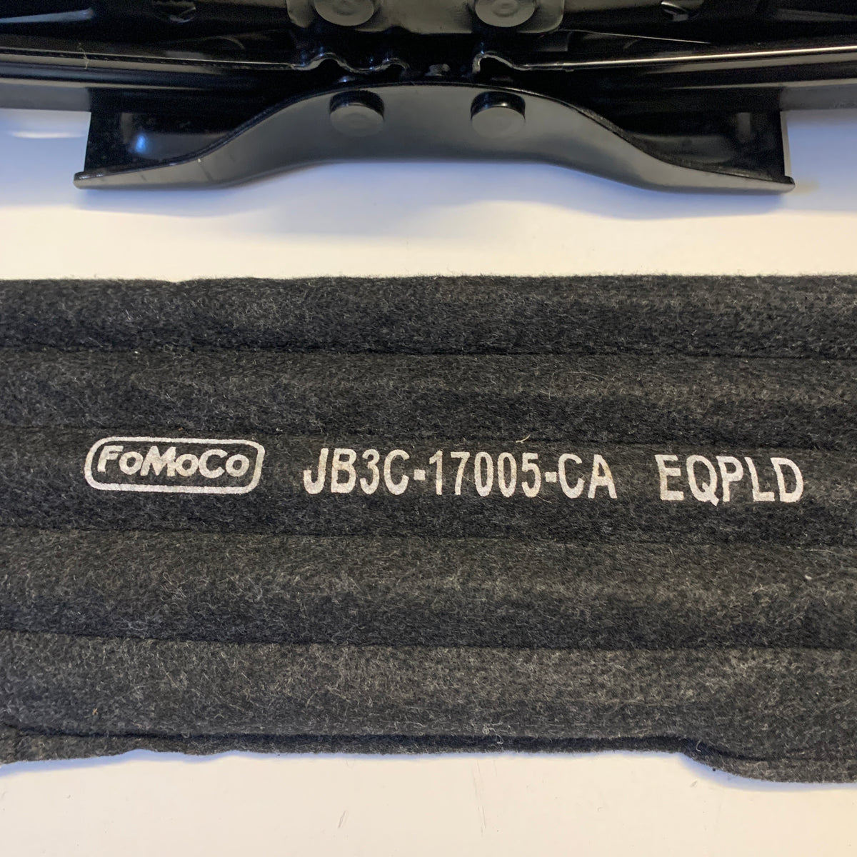 Ford Ranger Everest Scissor Jack Assembly & Handle OEM (2011-2023) JB3C-17080-BB