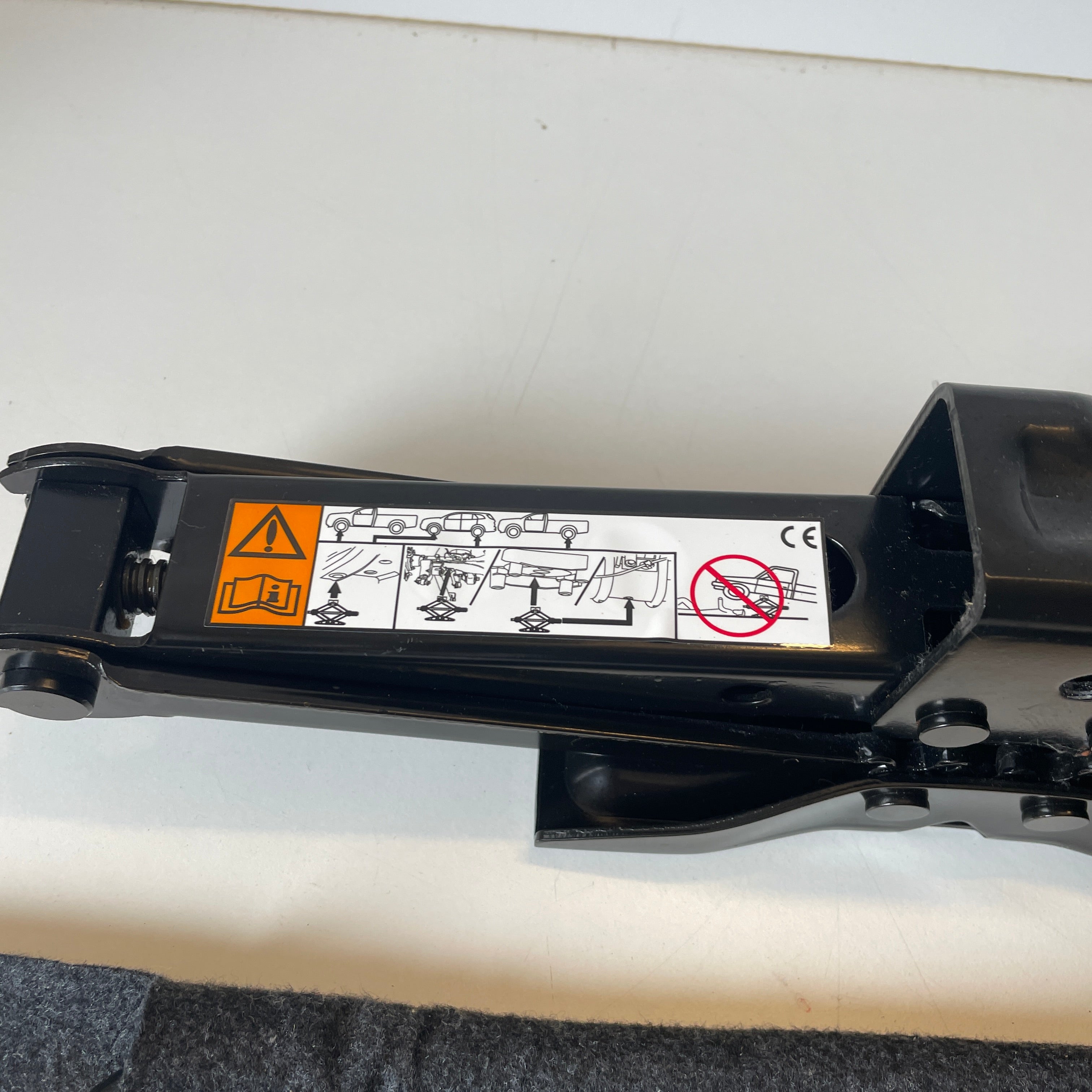 Ford Ranger Jack Set AB31-17080-BE PX Series 2011-2022 Genuine OEM