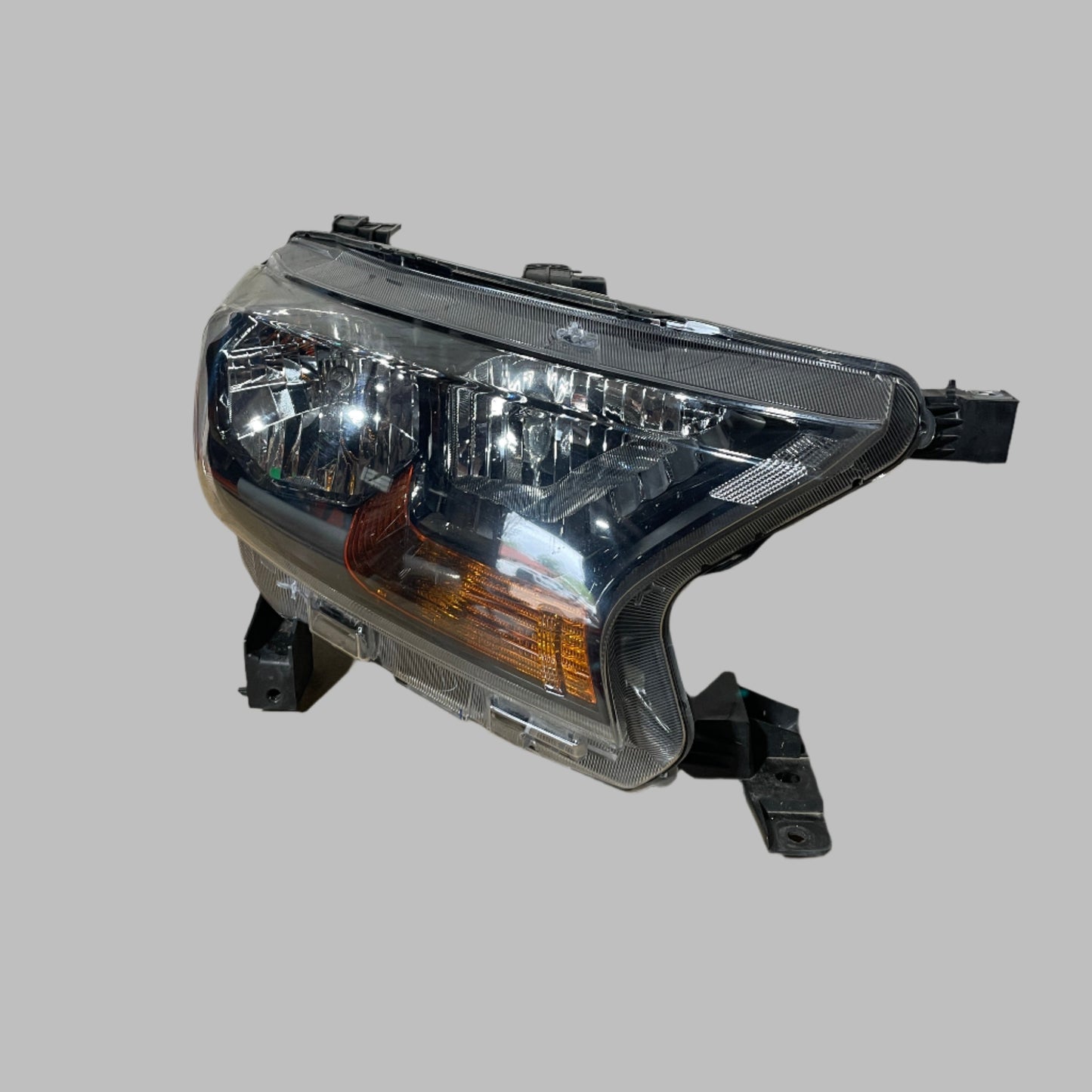 Ford Ranger PX 2 Right Headlamp 2016 2017 2018 2019 2020 2021 2022 XL XLS XLT