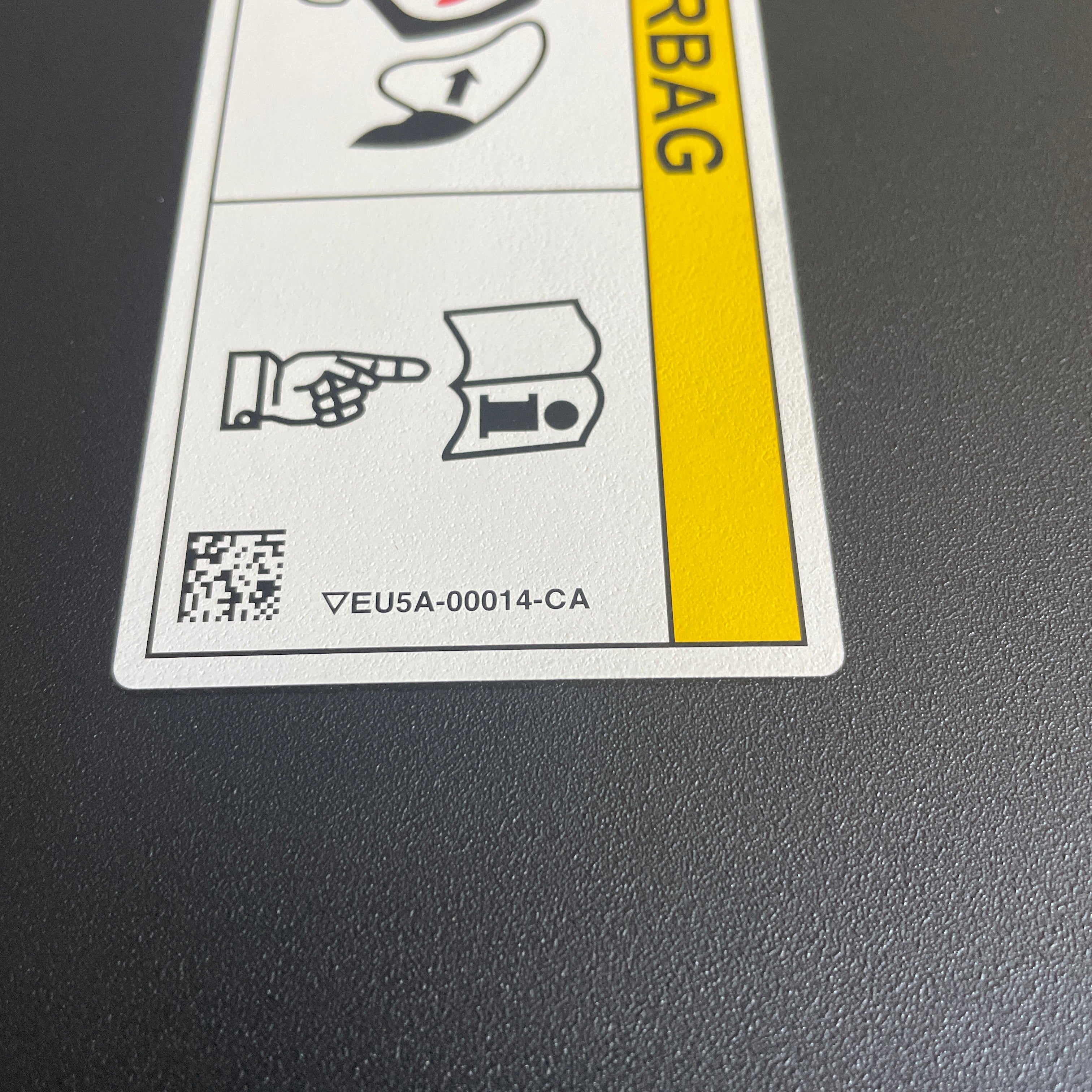 Ford Everest 2022–2025 LH Sun Visor w/ Mirror Light FB3B-2A104-101 OEM Platinum