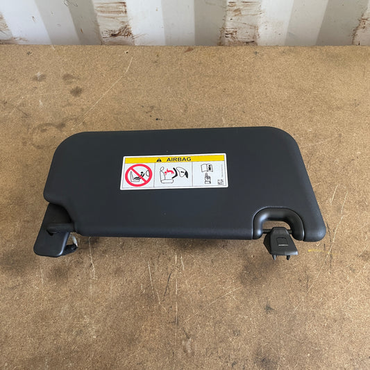 Ford Everest 2022–2025 LH Sun Visor w/ Mirror Light FB3B-2A104-101 OEM Platinum