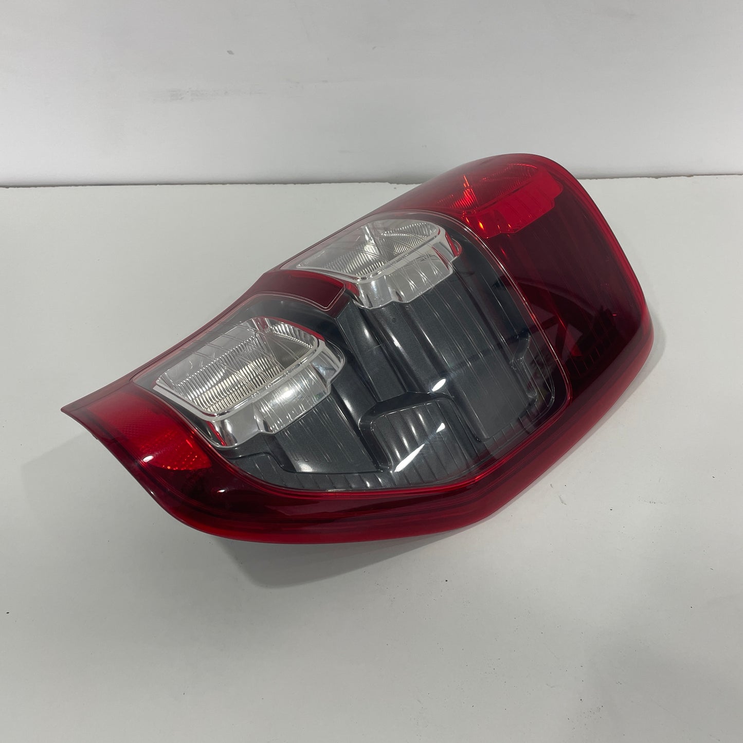Ford Ranger PX 1-2 Wildtrak Right Tail Light 2012 2013 2014 2015 2016 2017 2018