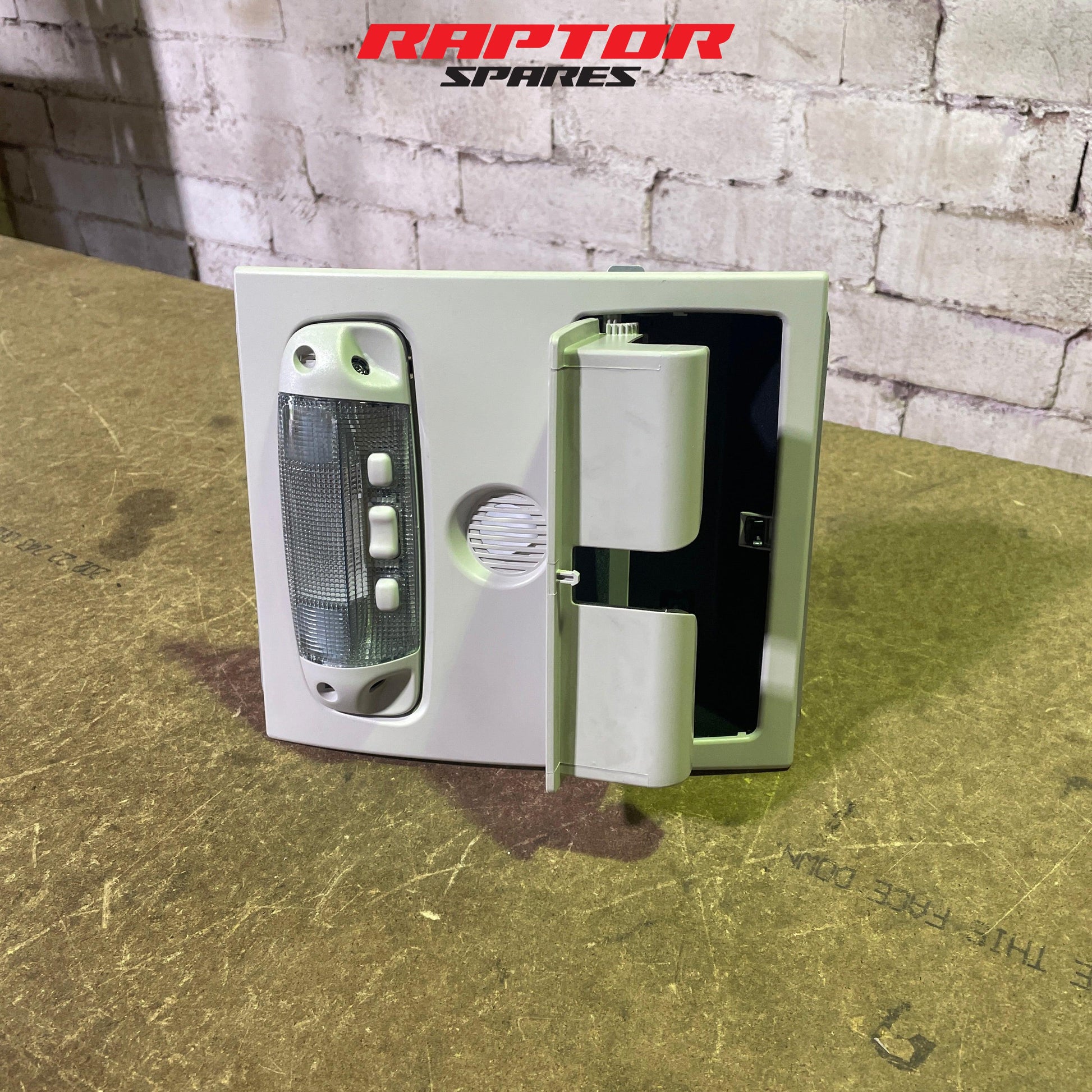 Ford Ranger PX1 PX2 PX3 2011–2022 Overhead Console Light AB39-R045B54-B | OEM